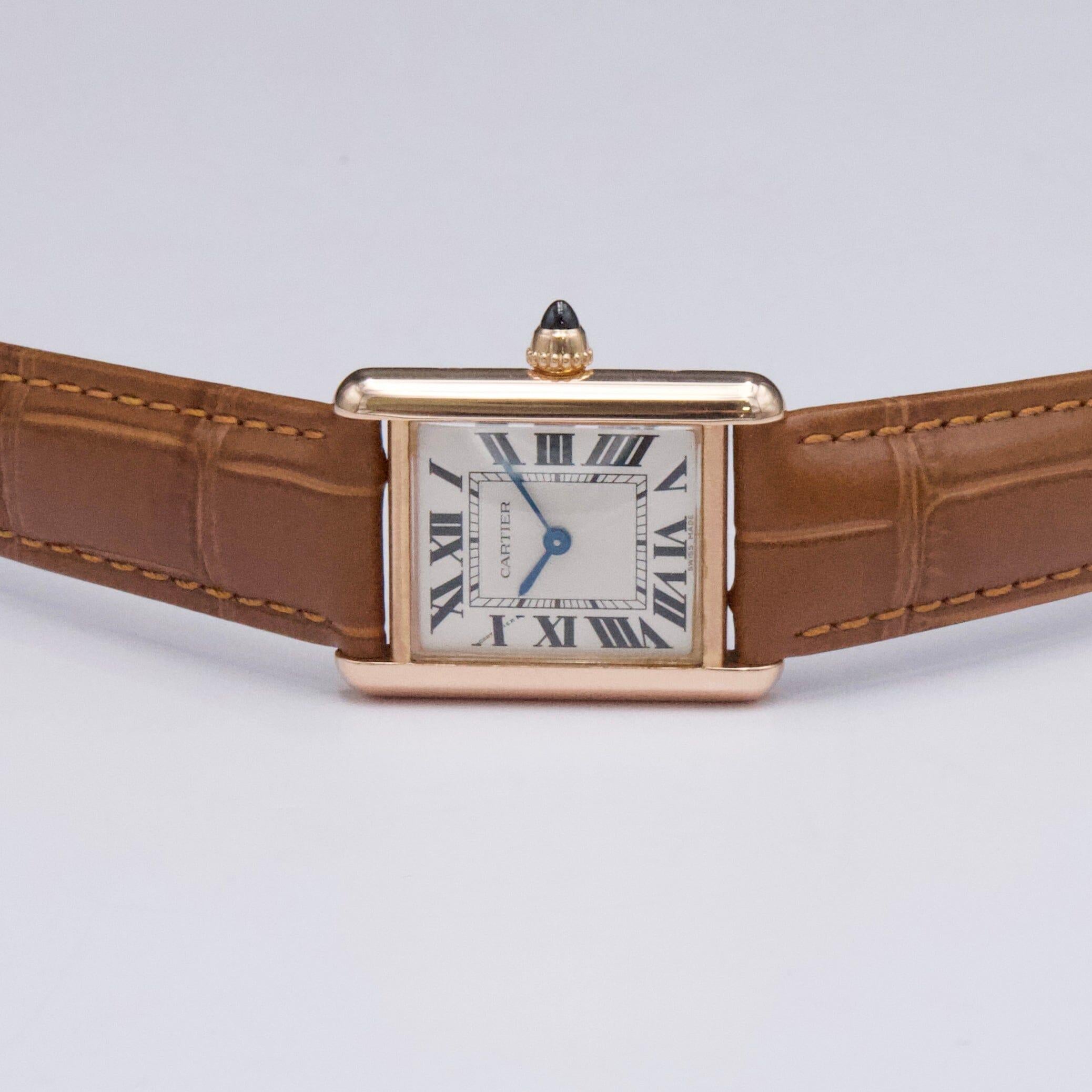 Cartier Tank Louis Small WGTA0010 Orologio da donna in oro rosa 18 carati Scatola e documenti in vendita 2