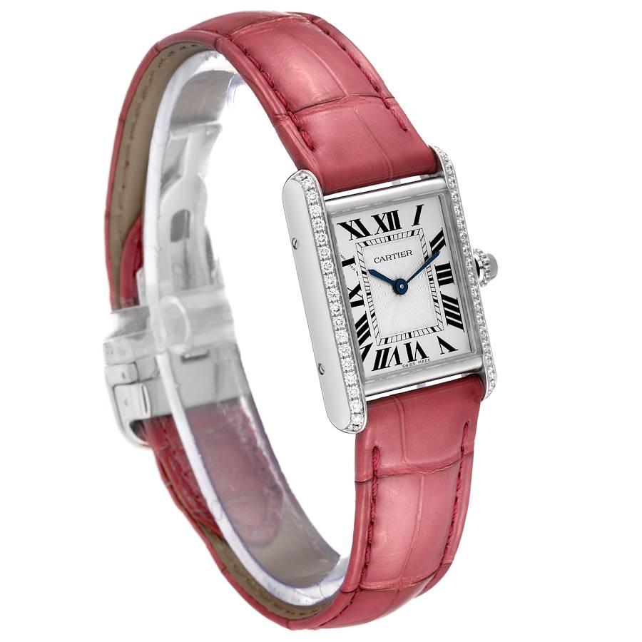 Cartier Montre Tank Louis à bracelet en or blanc et diamants roses avec carte WJTA0011 pour femmes Excellent état - En vente à Atlanta, GA
