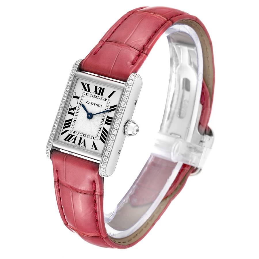 Cartier Montre Tank Louis à bracelet en or blanc et diamants roses avec carte WJTA0011 pour femmes Pour femmes en vente