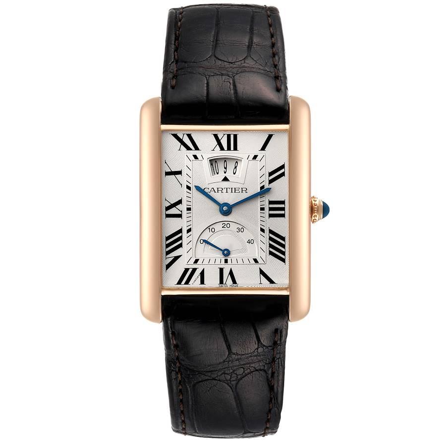 Montre Cartier Tank Louis XL Réserve de marche en or rose 18k W1560003. Mouvement à remontage manuel. boîtier en or rose 18k 29,2 x 38,0 mm. Couronne circulaire grainée sertie d'un cabochon en saphir bleu . Verre saphir résistant aux rayures. Cadran