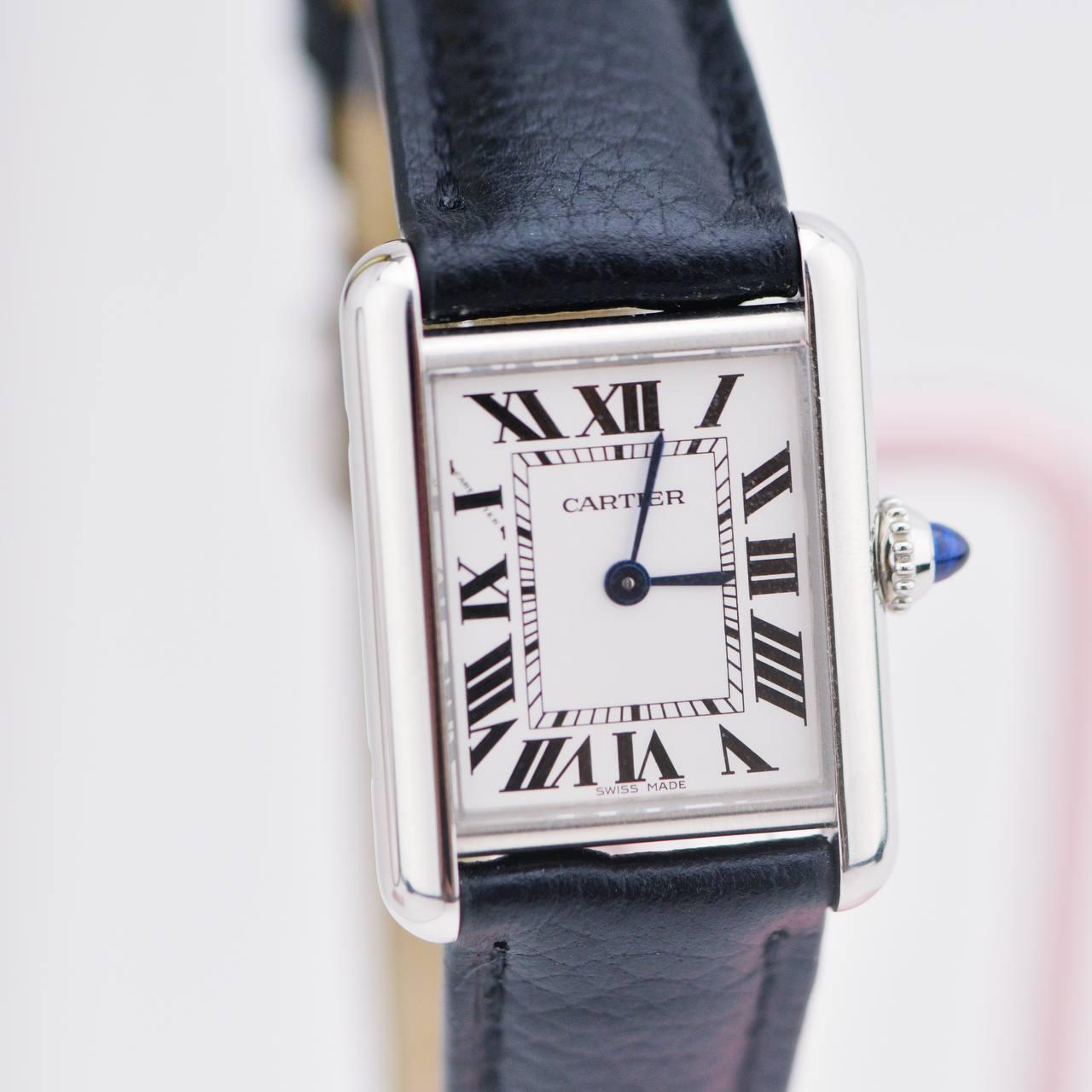 Cartier Tank Must Montre en cuir noir WSTA0042 en vente 5
