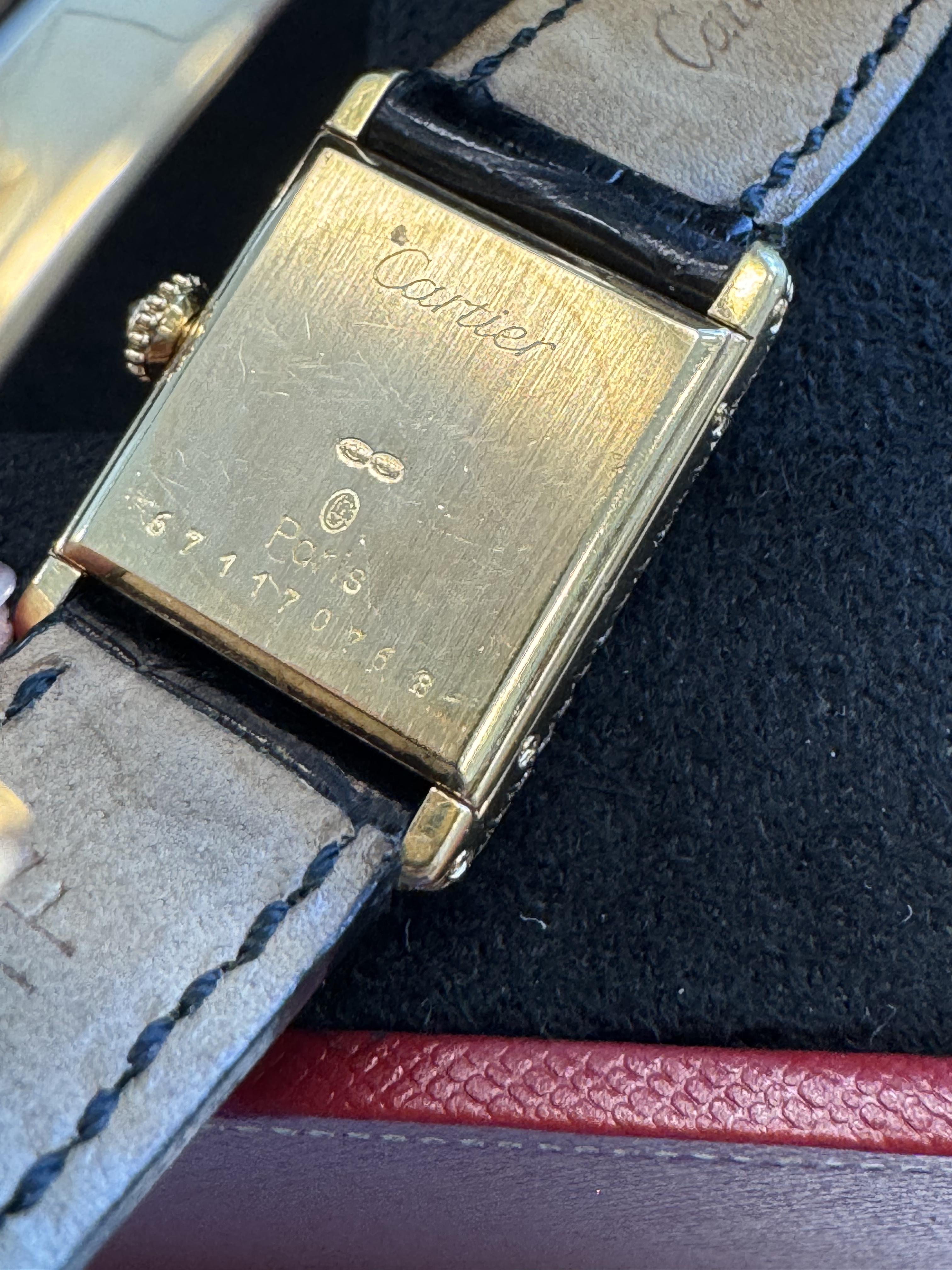 Taille ronde Cartier Tank Rare Factory Dial & Case Gold Service Papers en vente