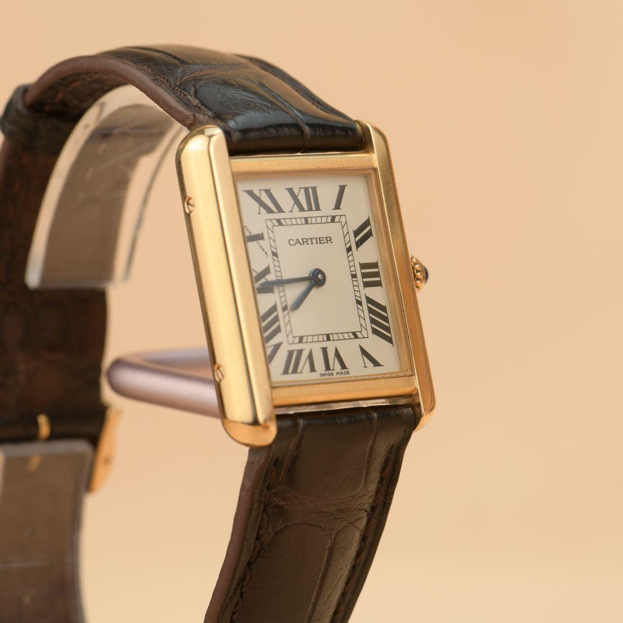 Cartier: 18 Karat Rosgold Uhr Tank Solo W5200024 (Cabochon)