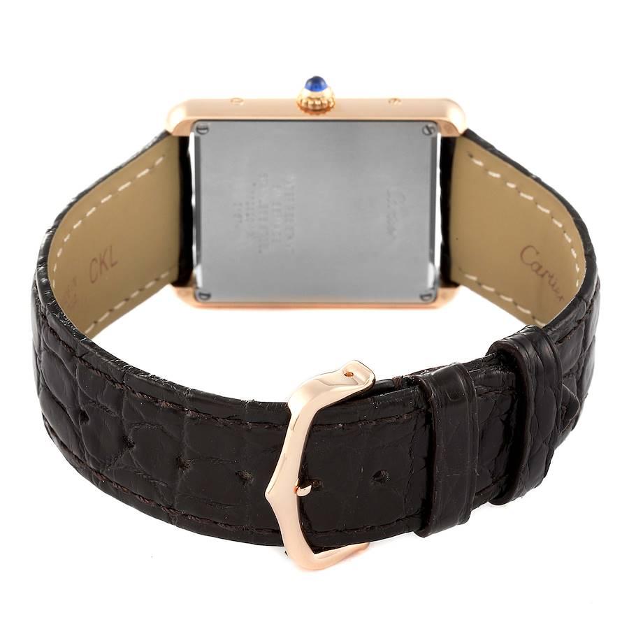 Cartier: Große Roségold Stahl-Herrenuhr mit braunem Riemen, W5200025, Tank Solo 4