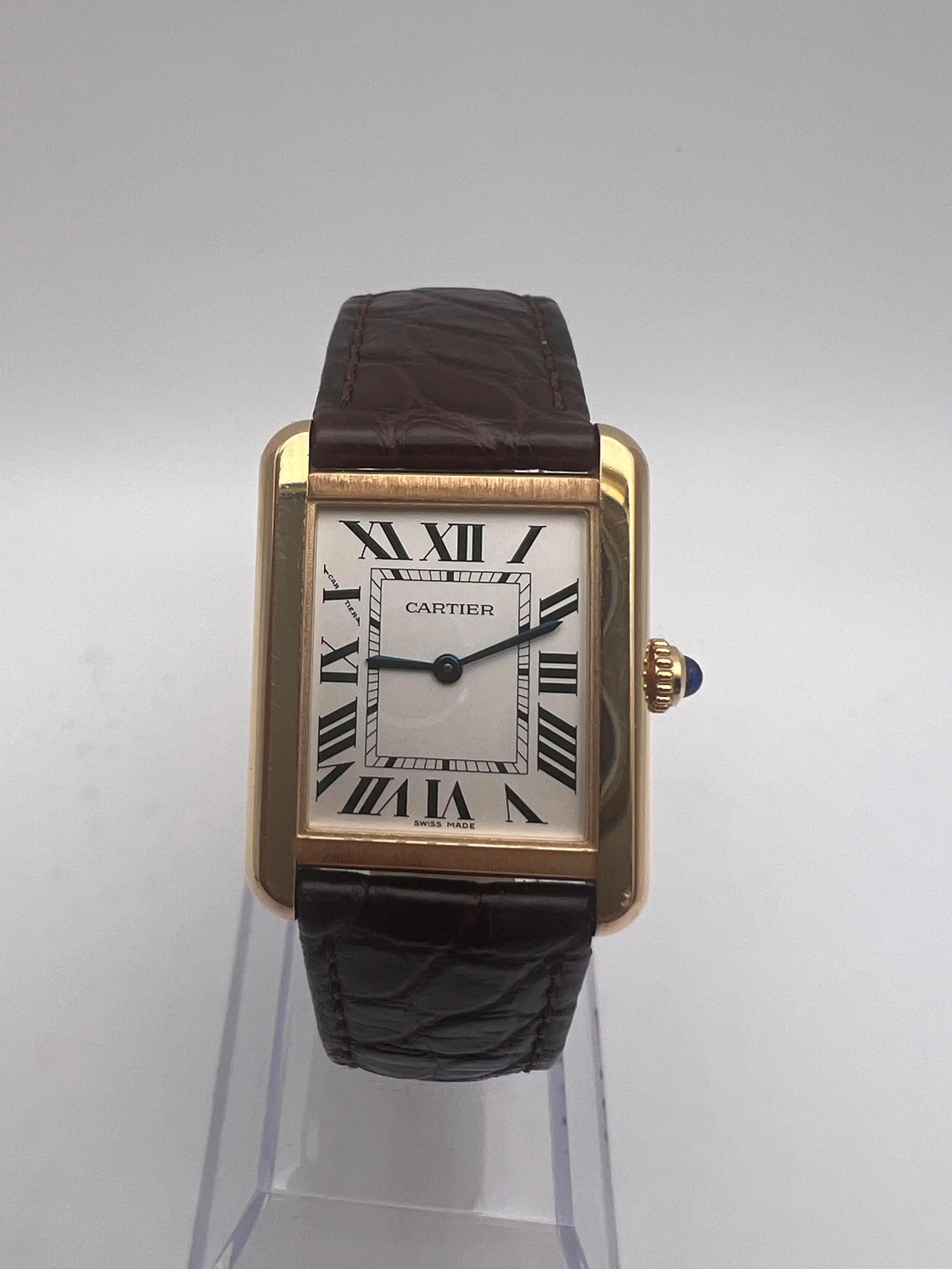 Cartier Tank Solo Petite boîte en or rose 18 carats 24 mm x 30,5 mm W5200024 Excellent état - En vente à New York, NY