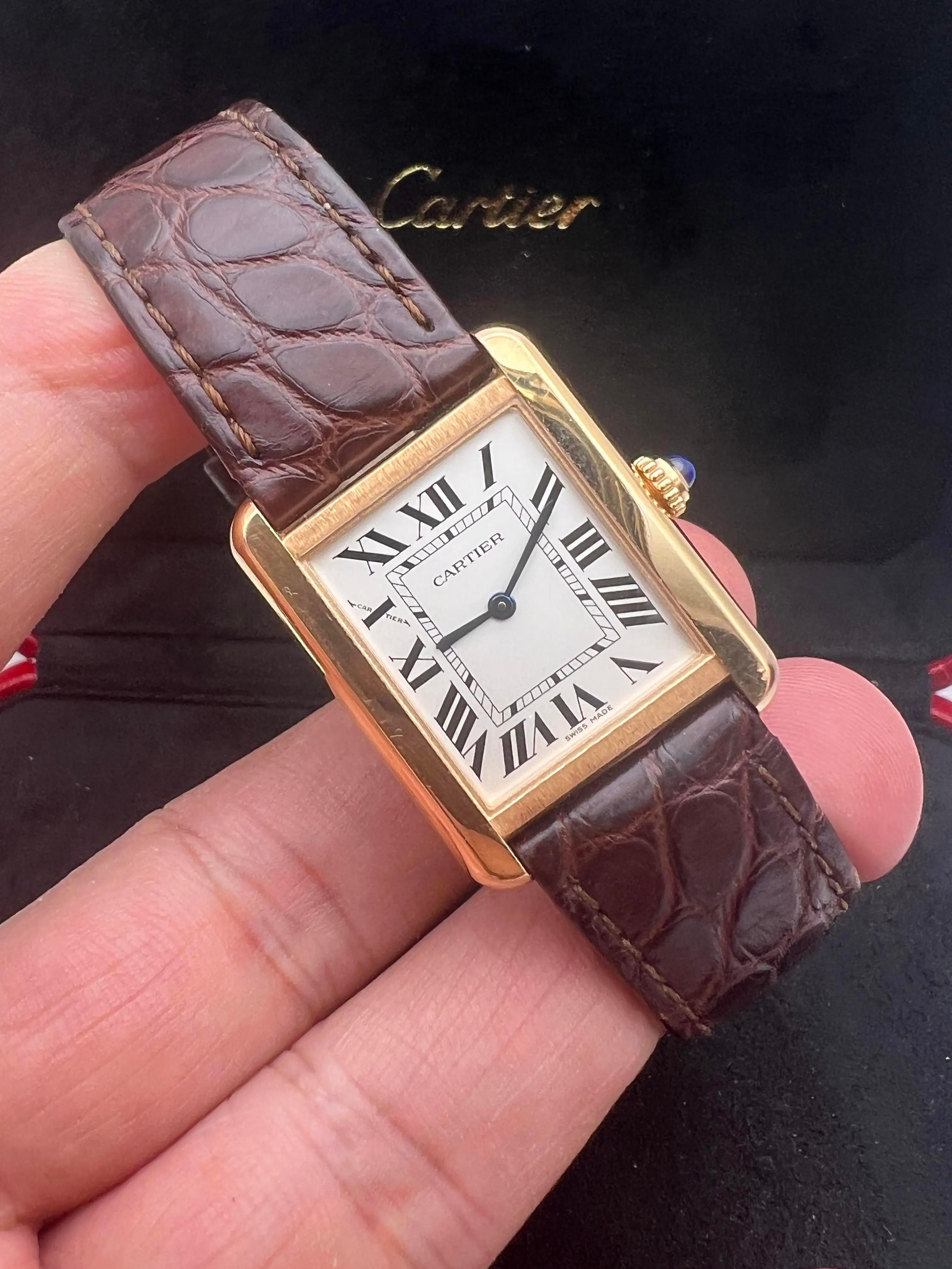 Cartier Tank Solo Petite boîte en or rose 18 carats 24 mm x 30,5 mm W5200024 Unisexe en vente