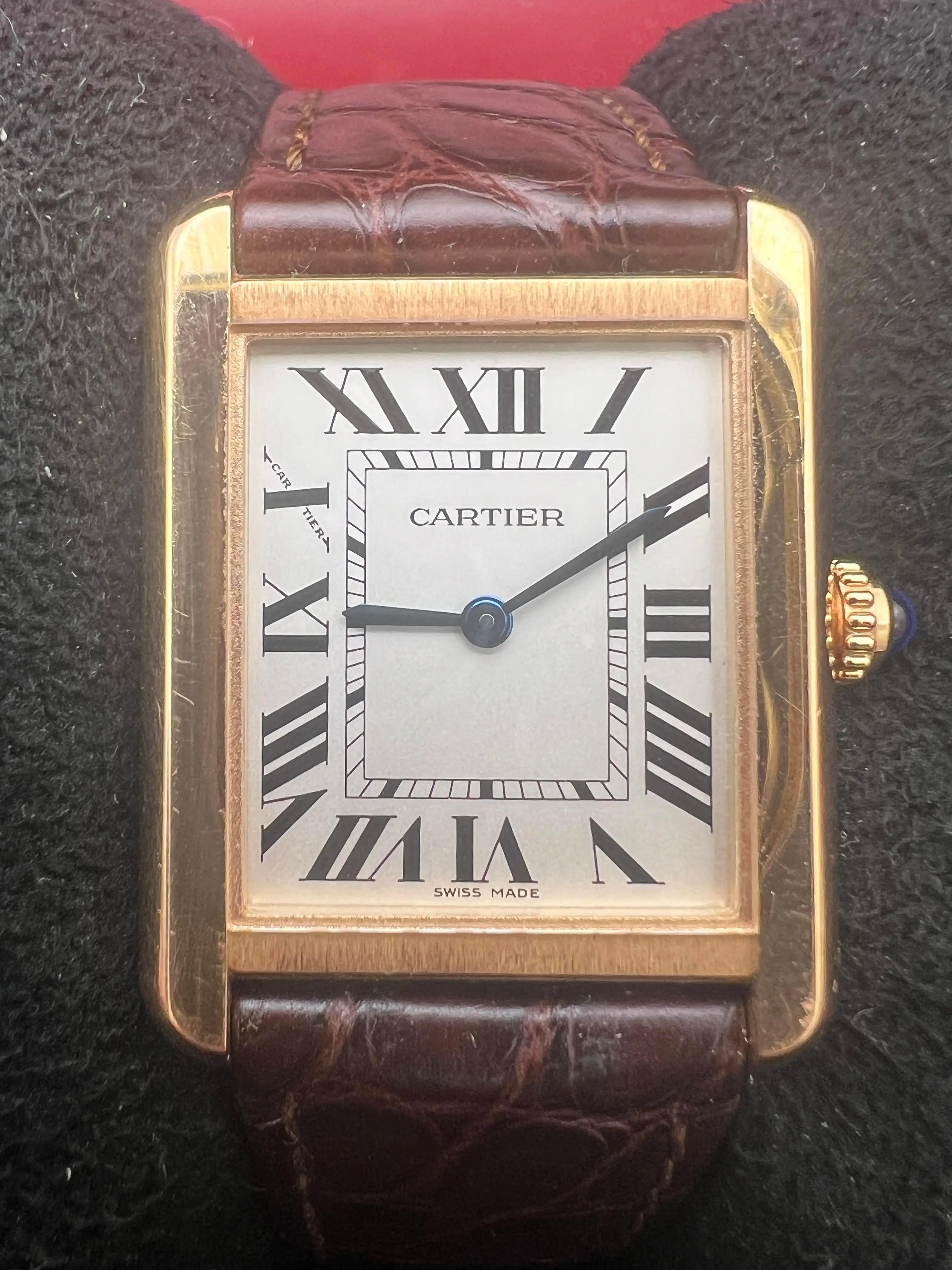 Cartier Tank Solo Petite boîte en or rose 18 carats 24 mm x 30,5 mm W5200024 en vente 1