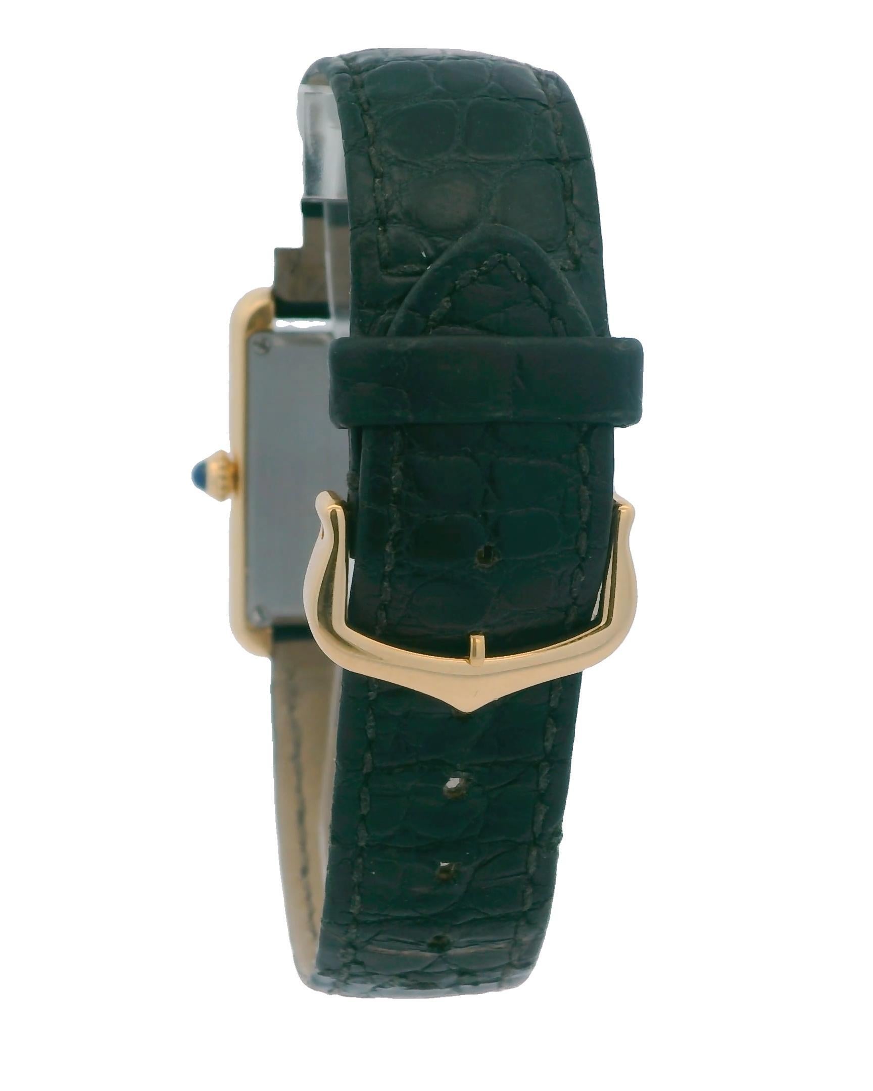 Cartier Tank Solo W5200002 18K Yellow Gold Ladies Watch In Good Condition For Sale In Great Neck Plaza, NY