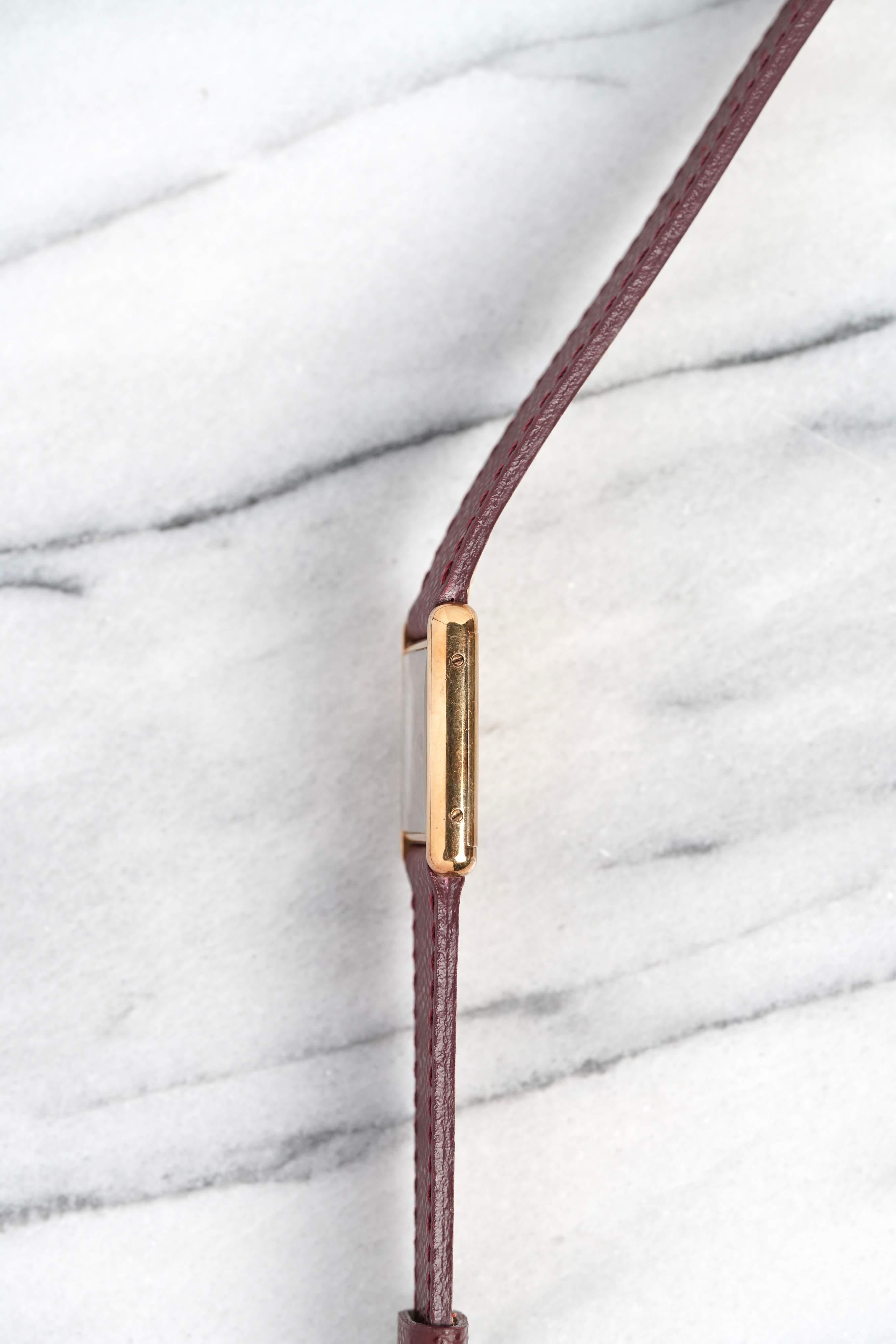 Cartier Tank Watch with Red Dial in 18K Yellow Gold, 20th Century In Good Condition In New York, NY