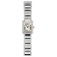 Orologio da polso Cartier Tank con lunetta e bracciale in oro bianco 18 carati e diamanti