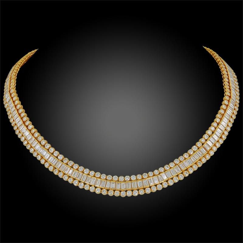Cartier Halskette mit konisch zulaufendem, Baguette-, rundem Diamanten, 38 Karat im Zustand „Gut“ im Angebot in New York, NY