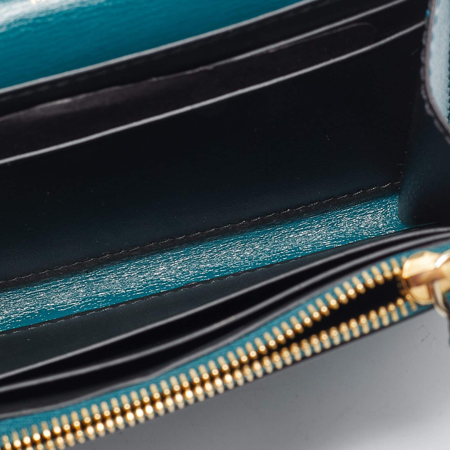 Cartier Teal Green Embossed Leather Panthere De Cartier Card Case In New Condition In Dubai, Al Qouz 2