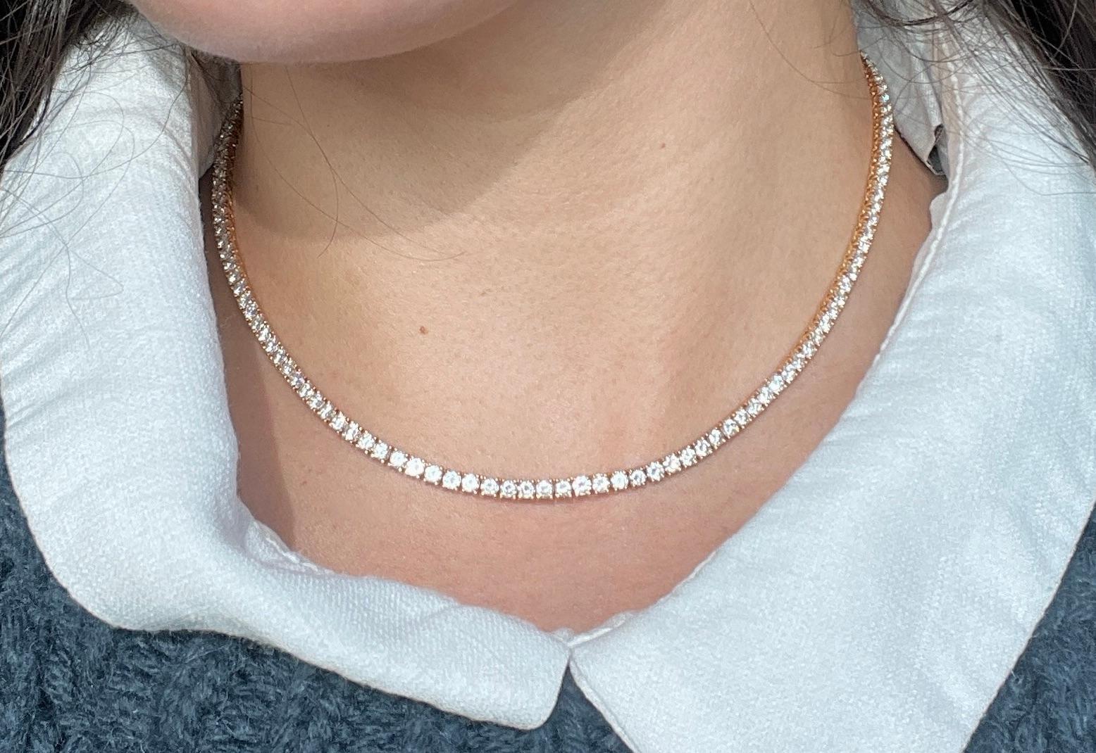 Cartier tennis-collier necklace with 138 dazzling brilliant cut diamonds of a combined weight 8.88 carat (colour: D-E, clarity: VVS). Necklace weight: 19.2 gram. Necklace length: 37 cm. Material: 18 karat gold. 
Packaging: Original case and proof of