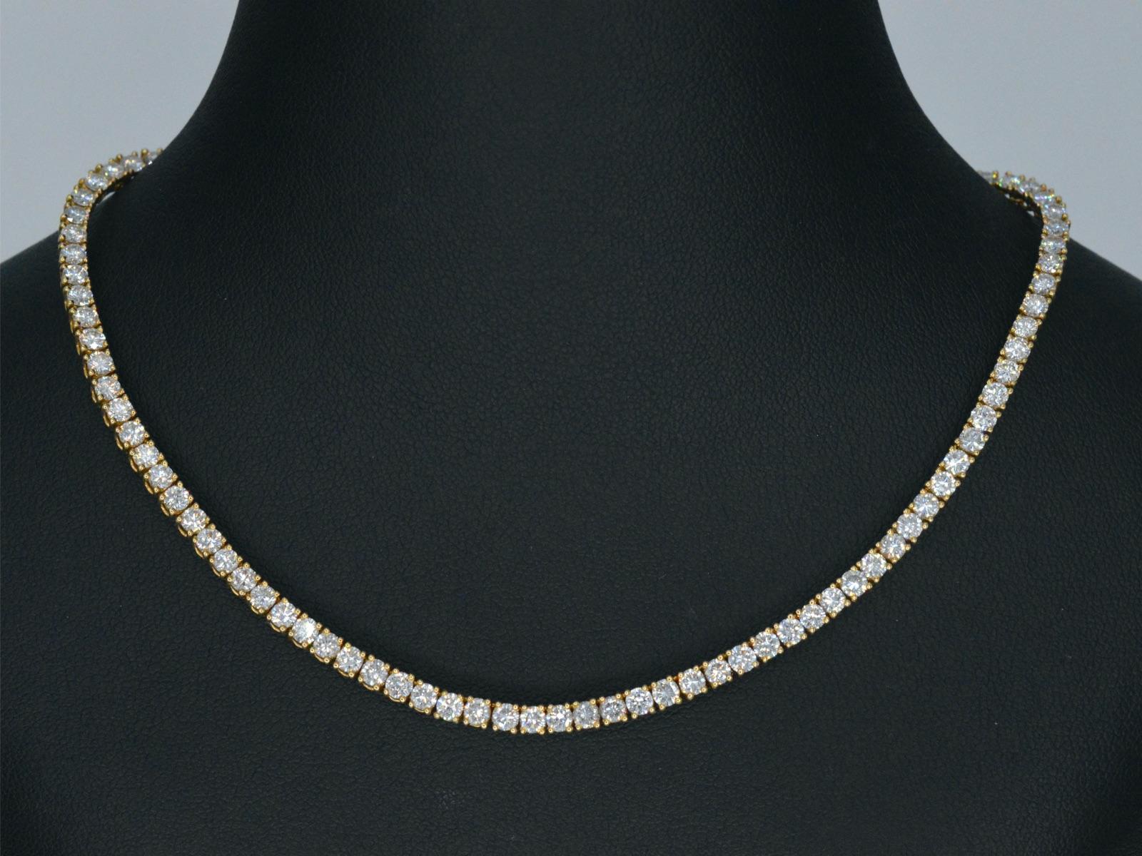 Women's or Men's Cartier Tennis-Collier Necklace with 8.88 Carat Diamonds