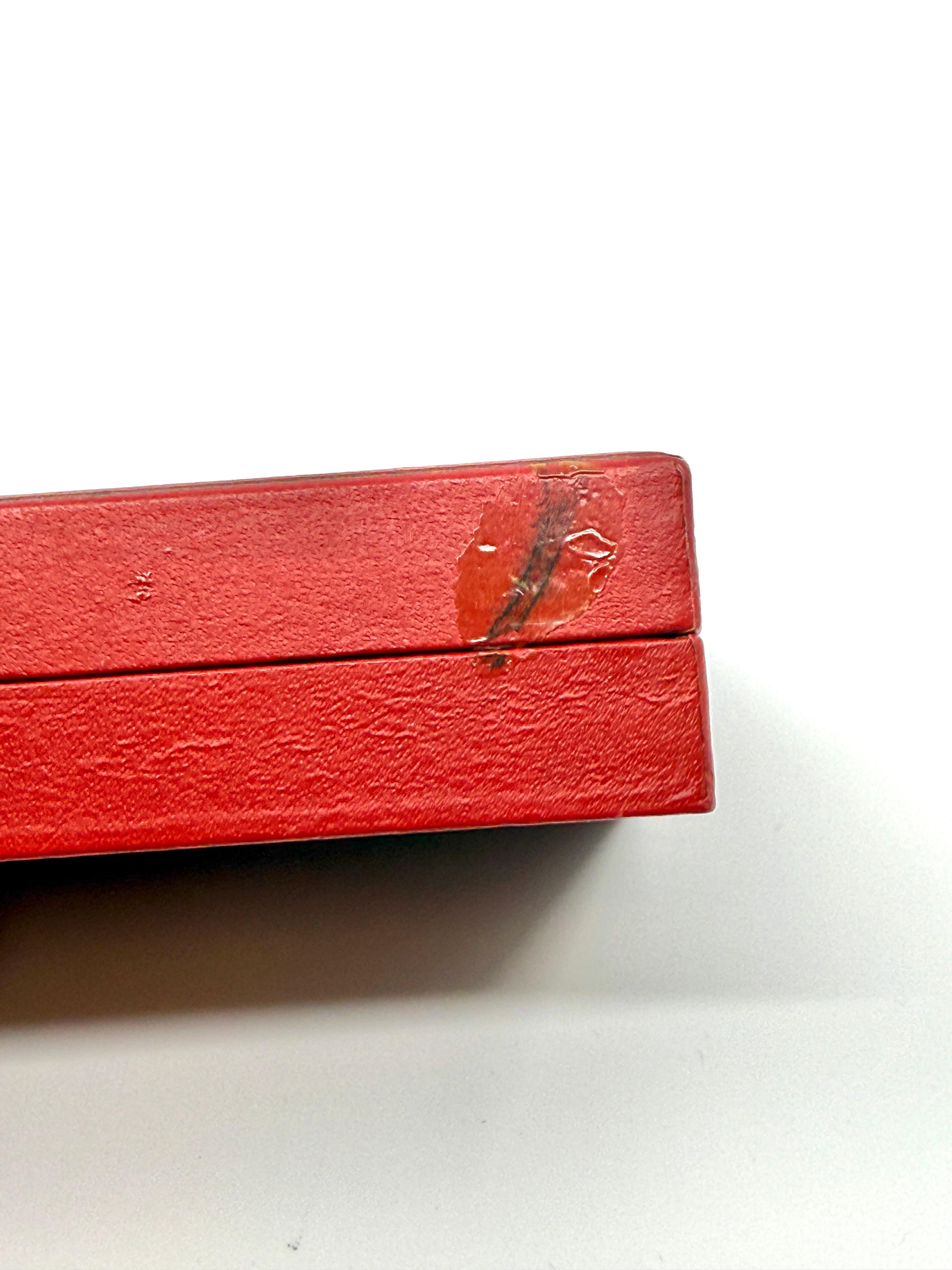 Cartier Textured Plorgalva Gold Plated Lighter in Original Box For Sale 1
