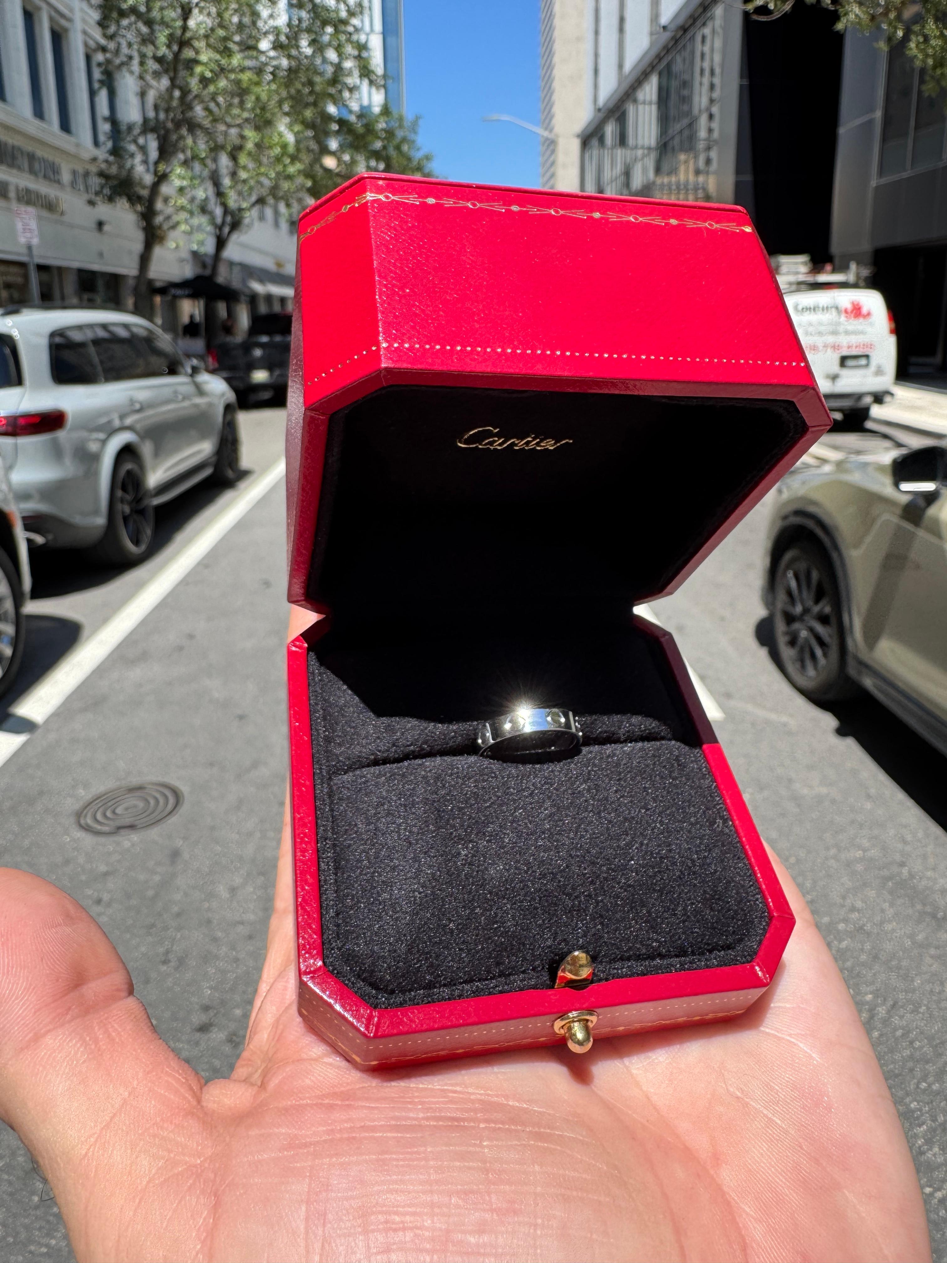 Cartier Anello dell'Amore Sottile Oro Bianco 18k Misura 46 in vendita 1