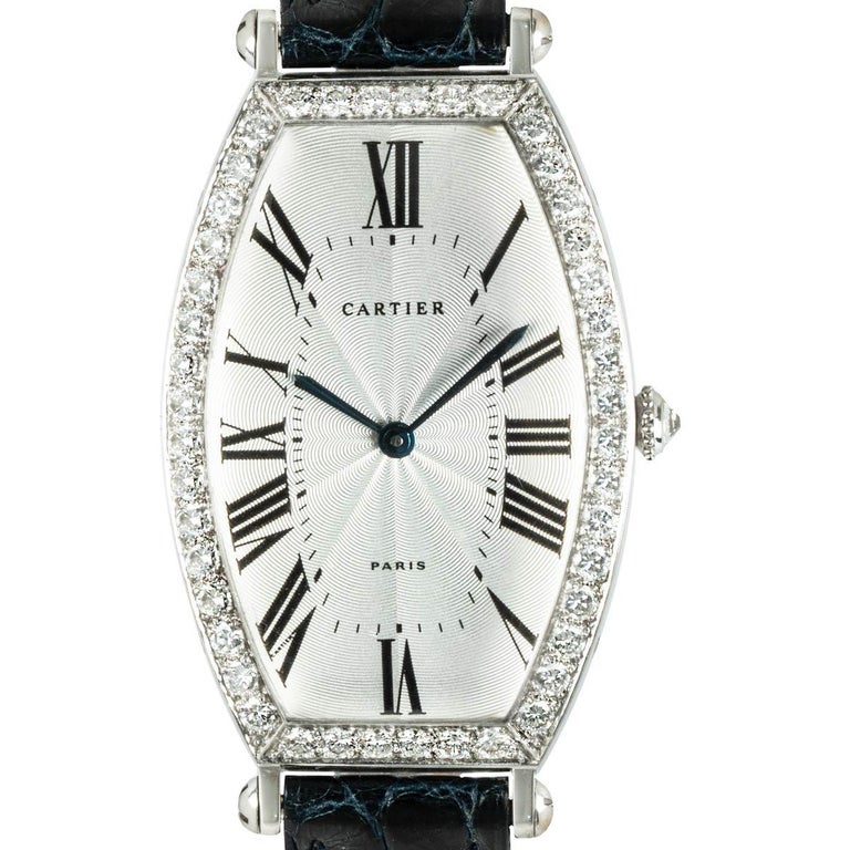 Cartier Tonneau Cintree Montre en or blanc et diamants En vente sur 1stDibs