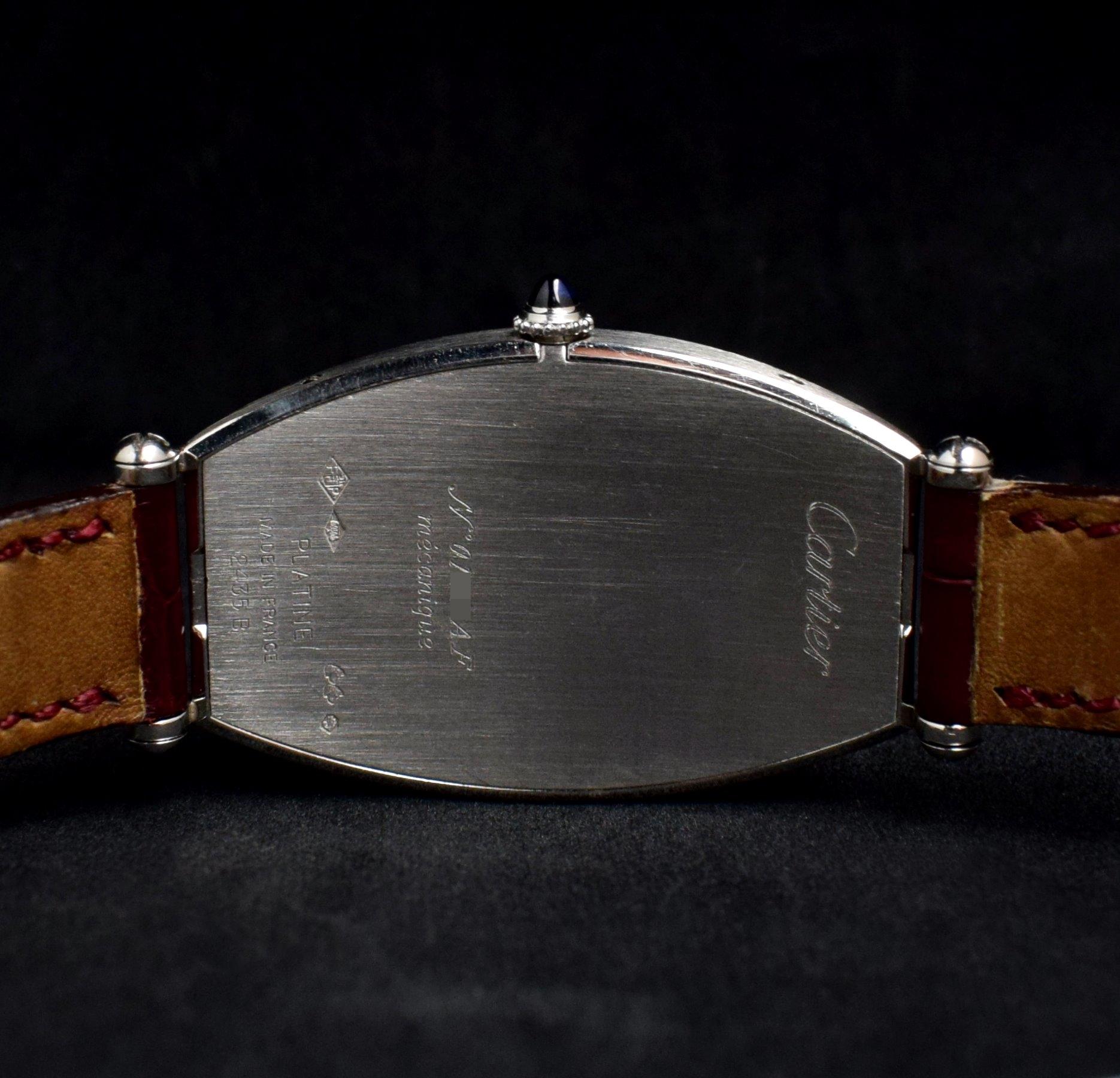 Cartier Tonneau PT950 Platin 2435B Große Armbanduhr mit Handaufzug 1990 im Angebot 2