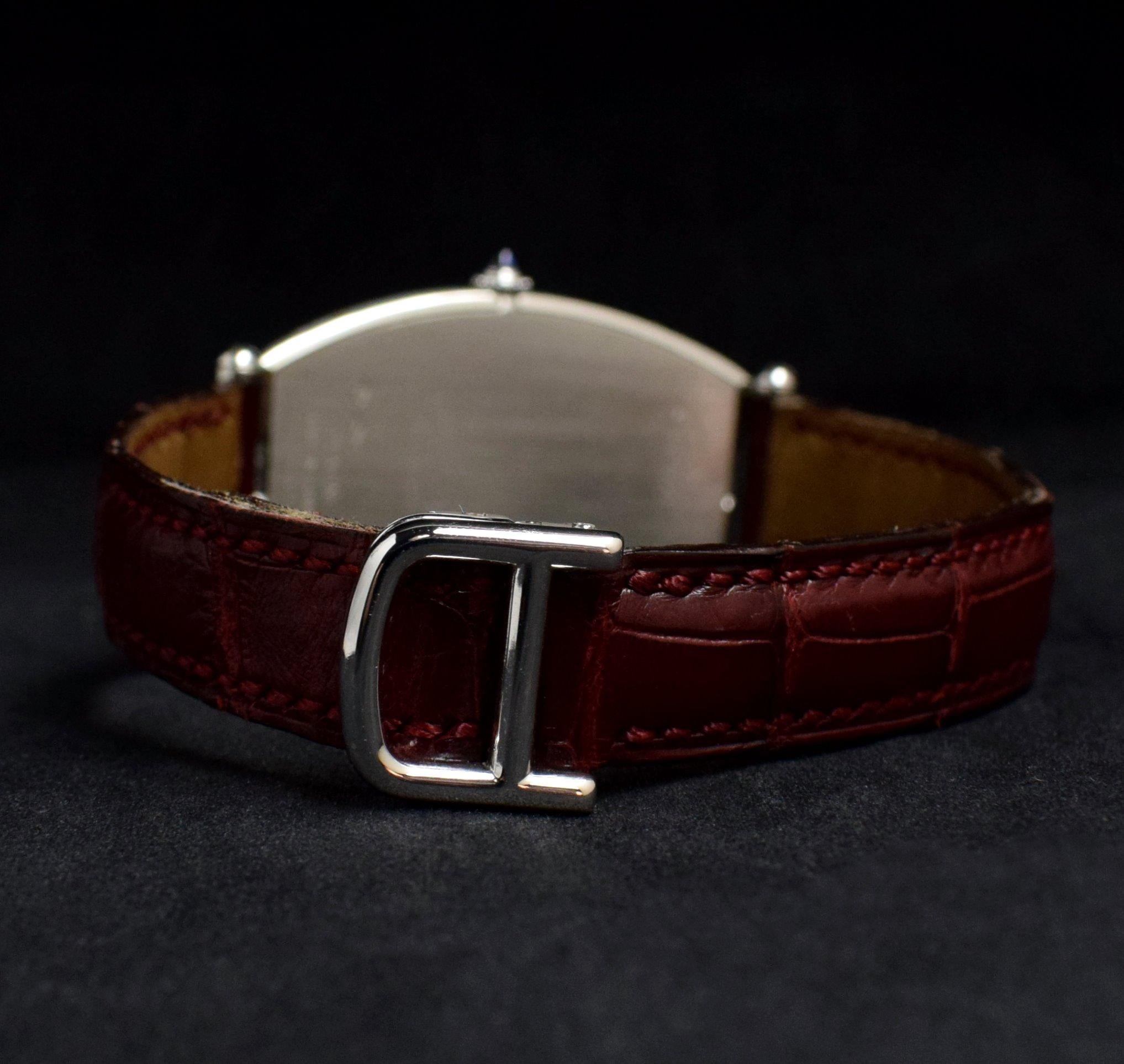 Cartier Tonneau PT950 Platin 2435B Große Armbanduhr mit Handaufzug 1990 im Angebot 4