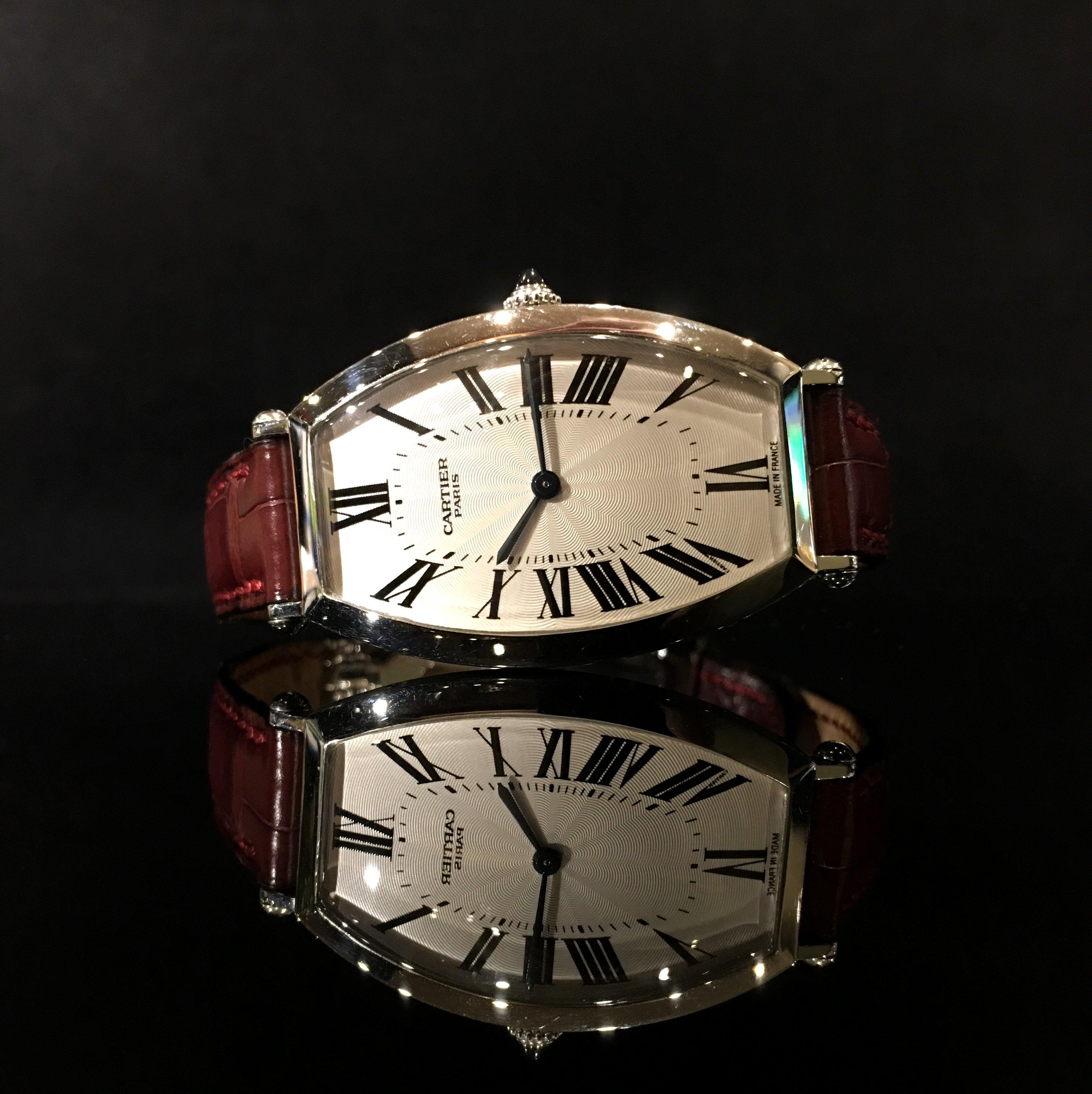 Cartier Tonneau PT950 Platin 2435B Große Armbanduhr mit Handaufzug 1990 im Angebot 5