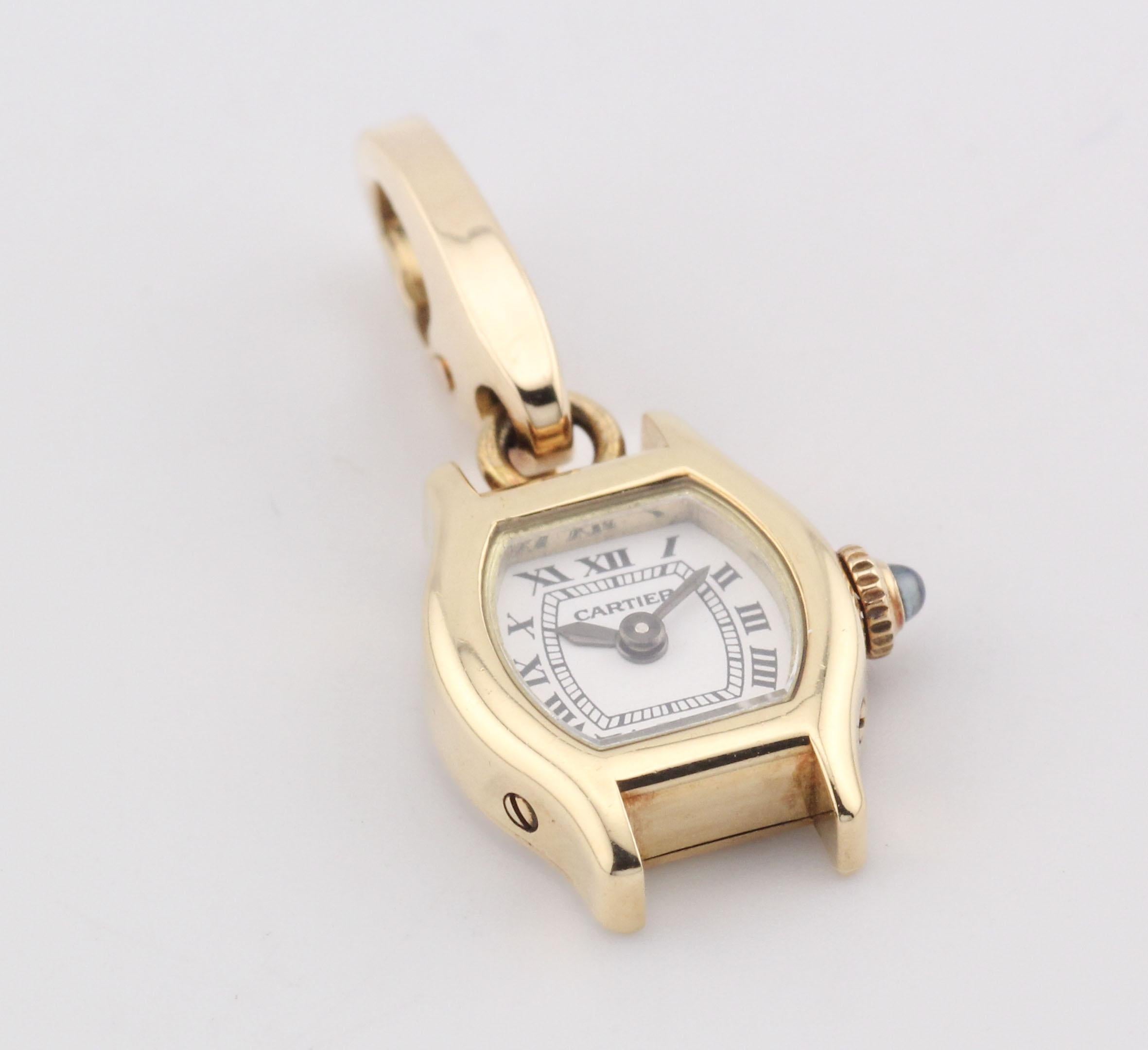 Charm de montre miniature en or 18k Cartier Tortue Excellent état - En vente à Simpsonville, SC