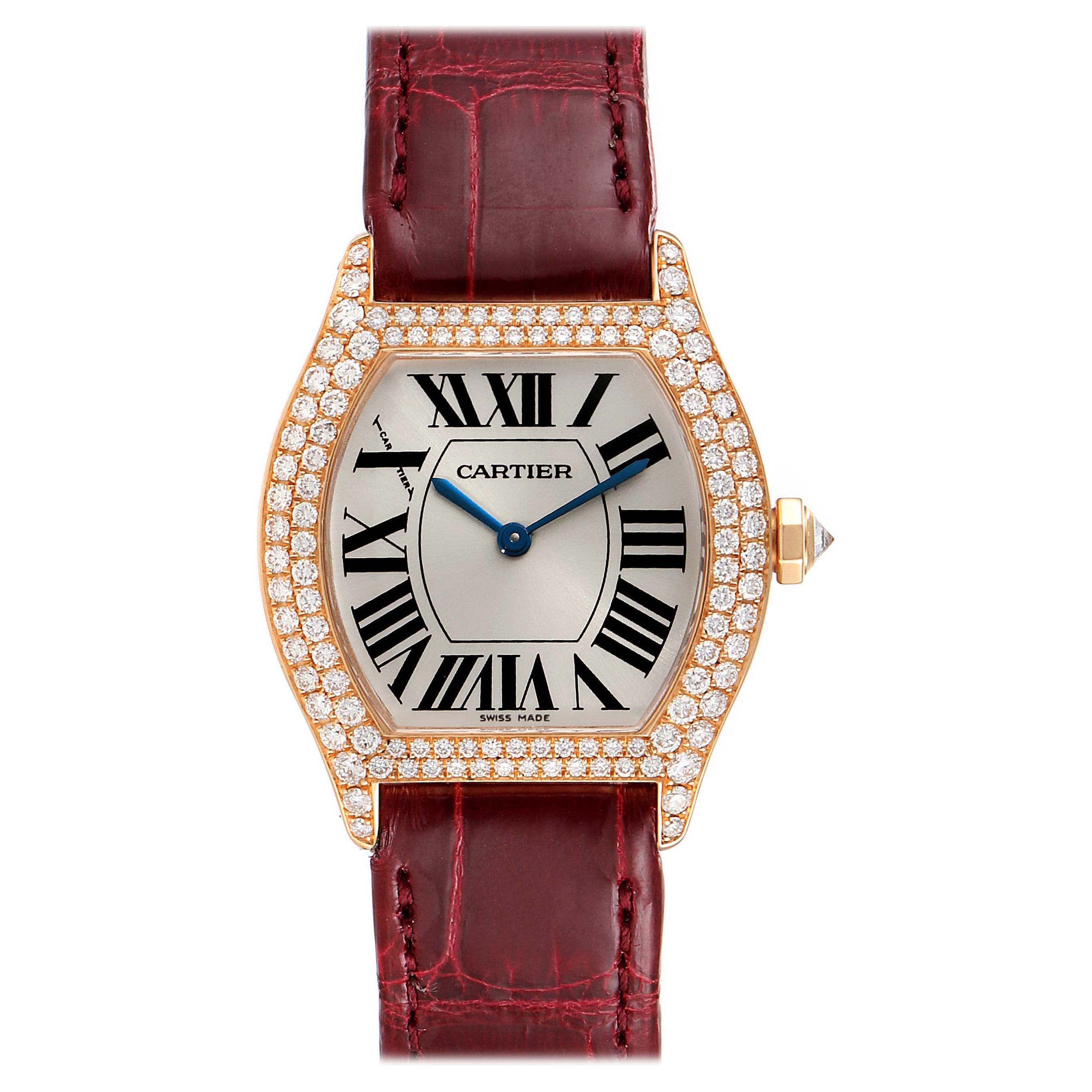 Cartier: 18 Karat Roségold Damenuhr mit burgunderrotem Riemen und Diamanten 2645 im Angebot