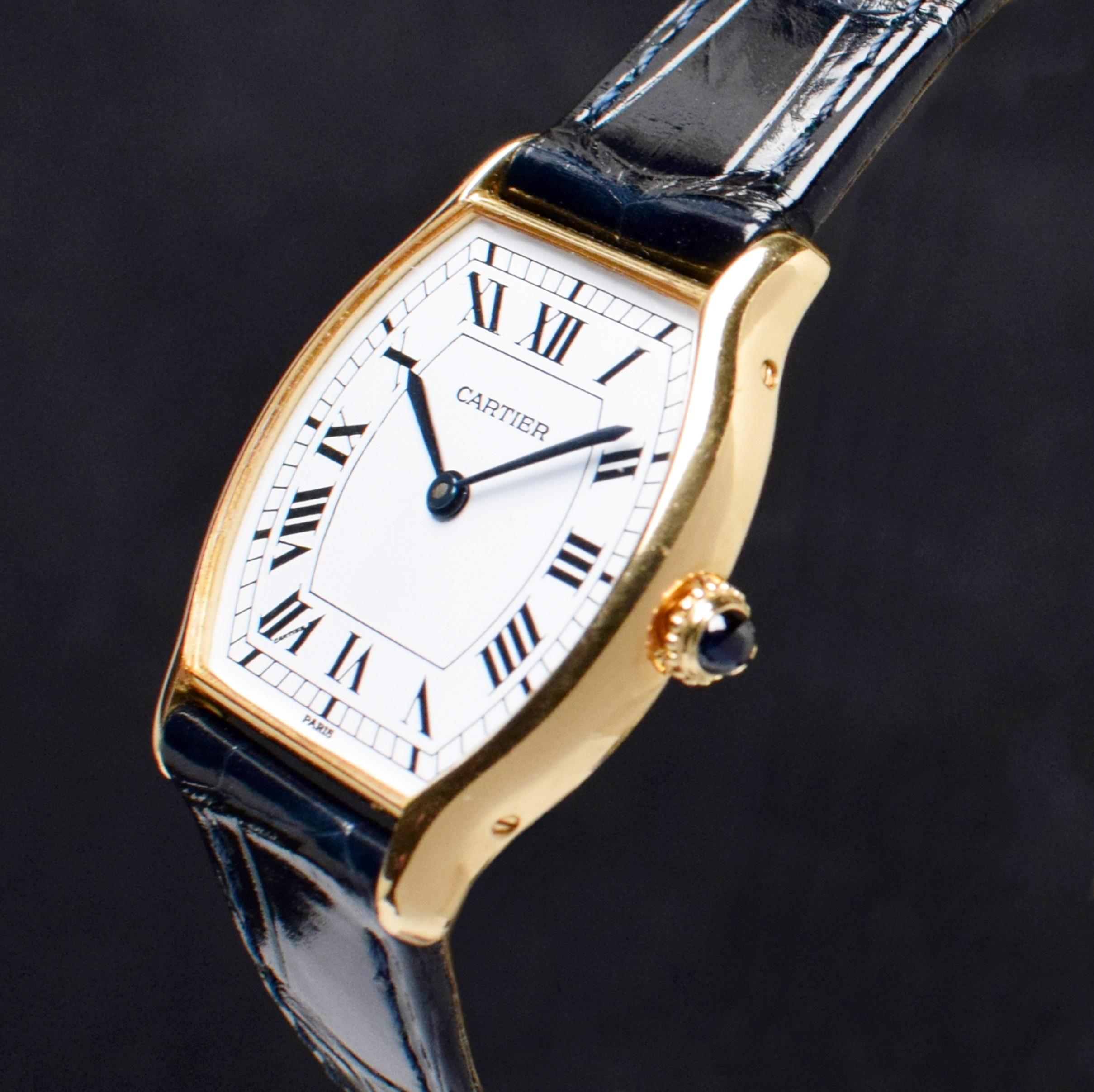 Cartier Tortue 18K Gelbgold Handaufzug Paris Zifferblatt 60035 New York Schnalle 1980 für Damen oder Herren