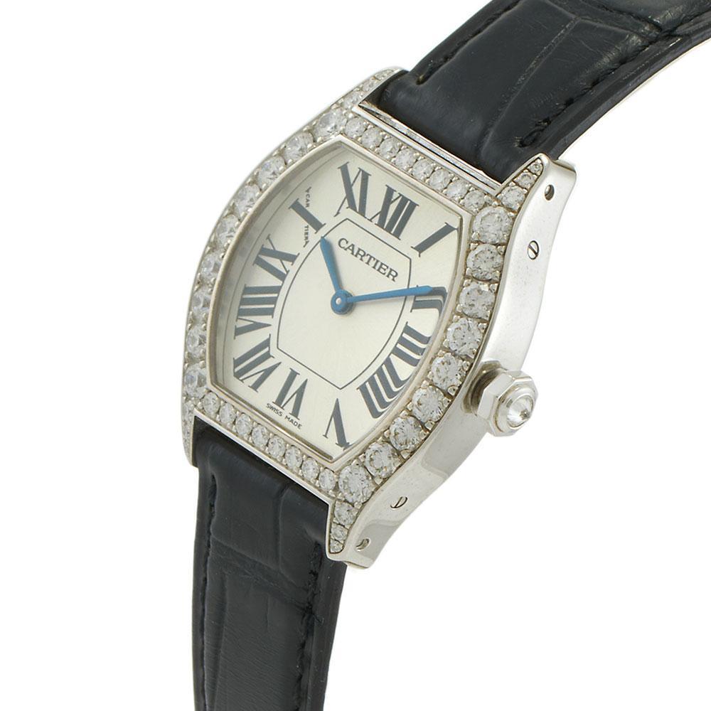 Cartier Tortue 18KT White Gold Diamond Case 34 x 28MM – Manual Wind In Good Condition For Sale In New York, NY