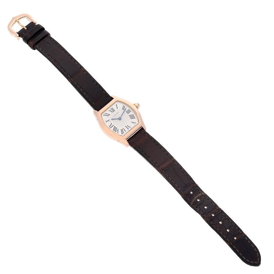 Cartier Montre Tortue petite taille en or rose 18 carats avec bracelet marron, pour femmes W1556360 en vente 4