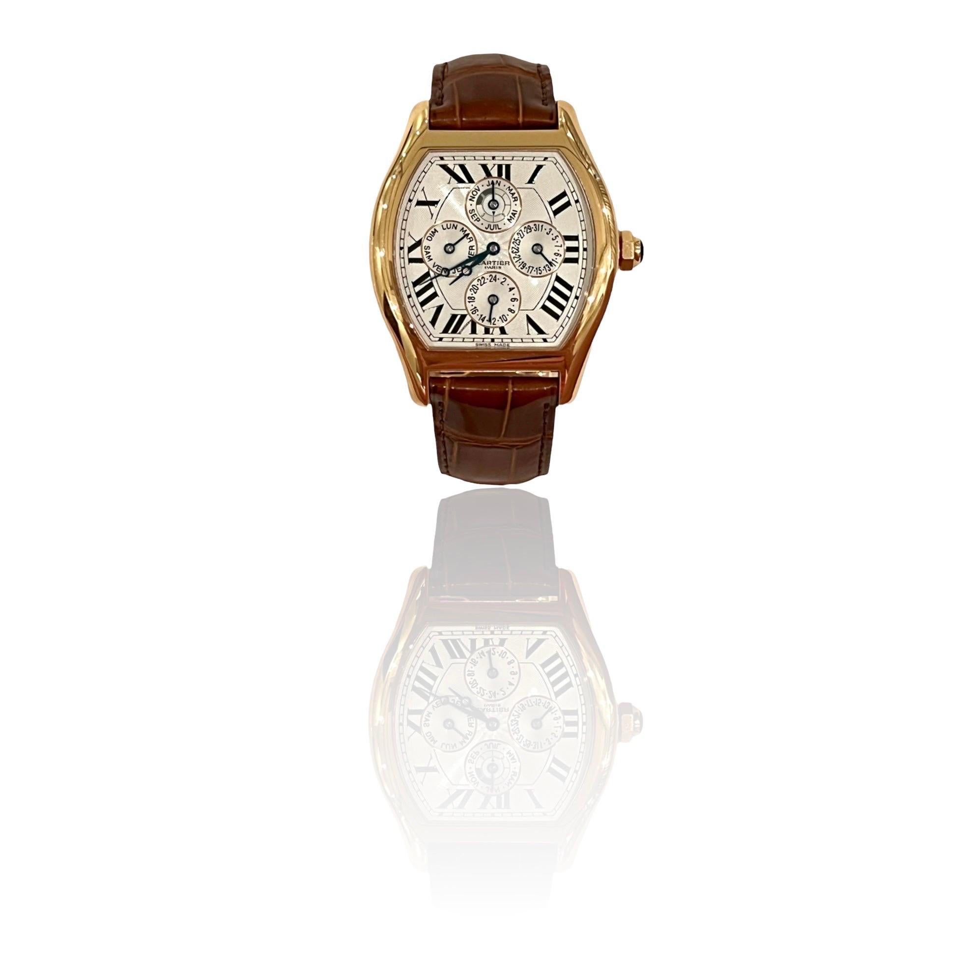 Cartier Tortue XL Collection Privee Perpetual Calendar Montre limitée en or 18 carats Bon état - En vente à Switzerland, CH