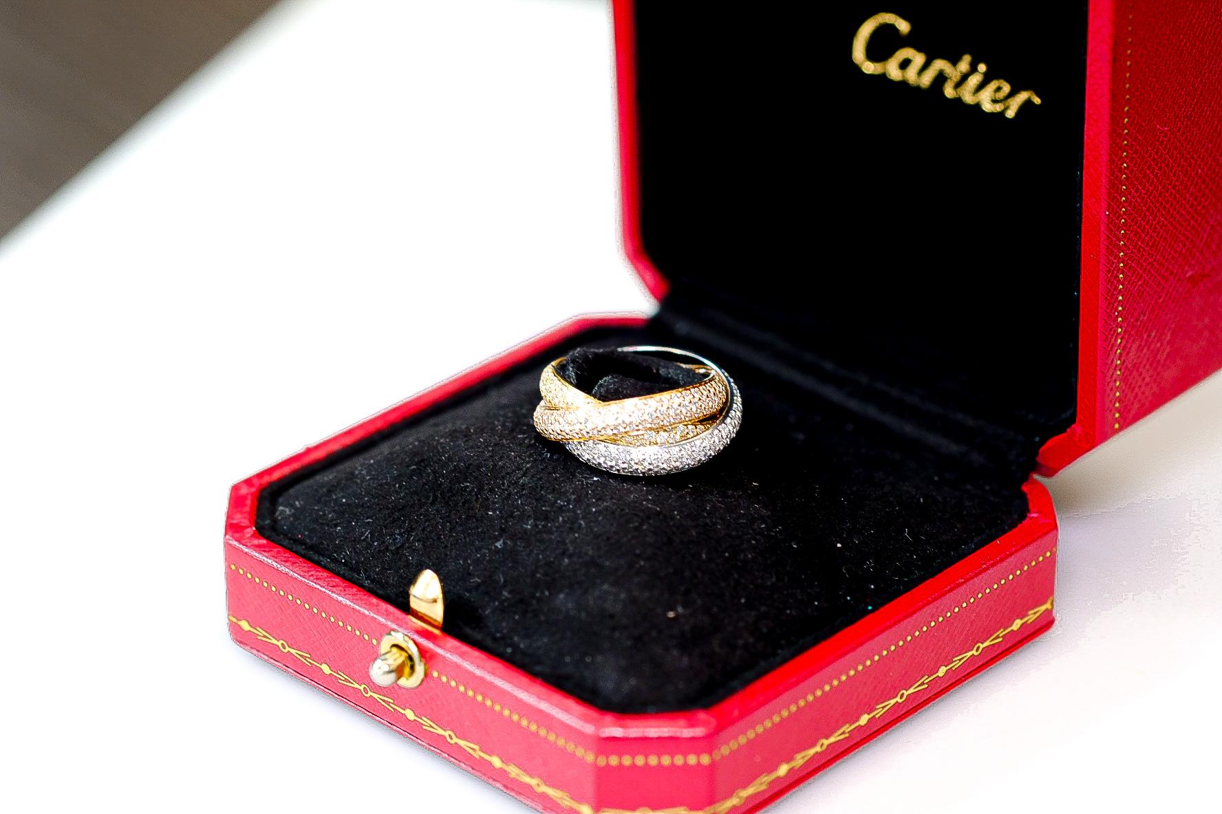 Cartier Tri Color 18K 2.98ctw EU 50 Medium Model Diamond Trinity Roller Ring  In Excellent Condition In New York, NY