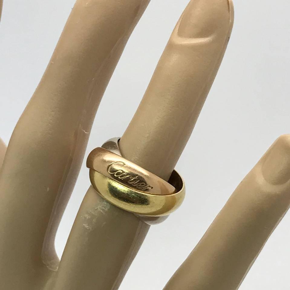 Cartier Tri Color 18 Karat Gold Trinity Classic Model Ring In New Condition In New York, NY