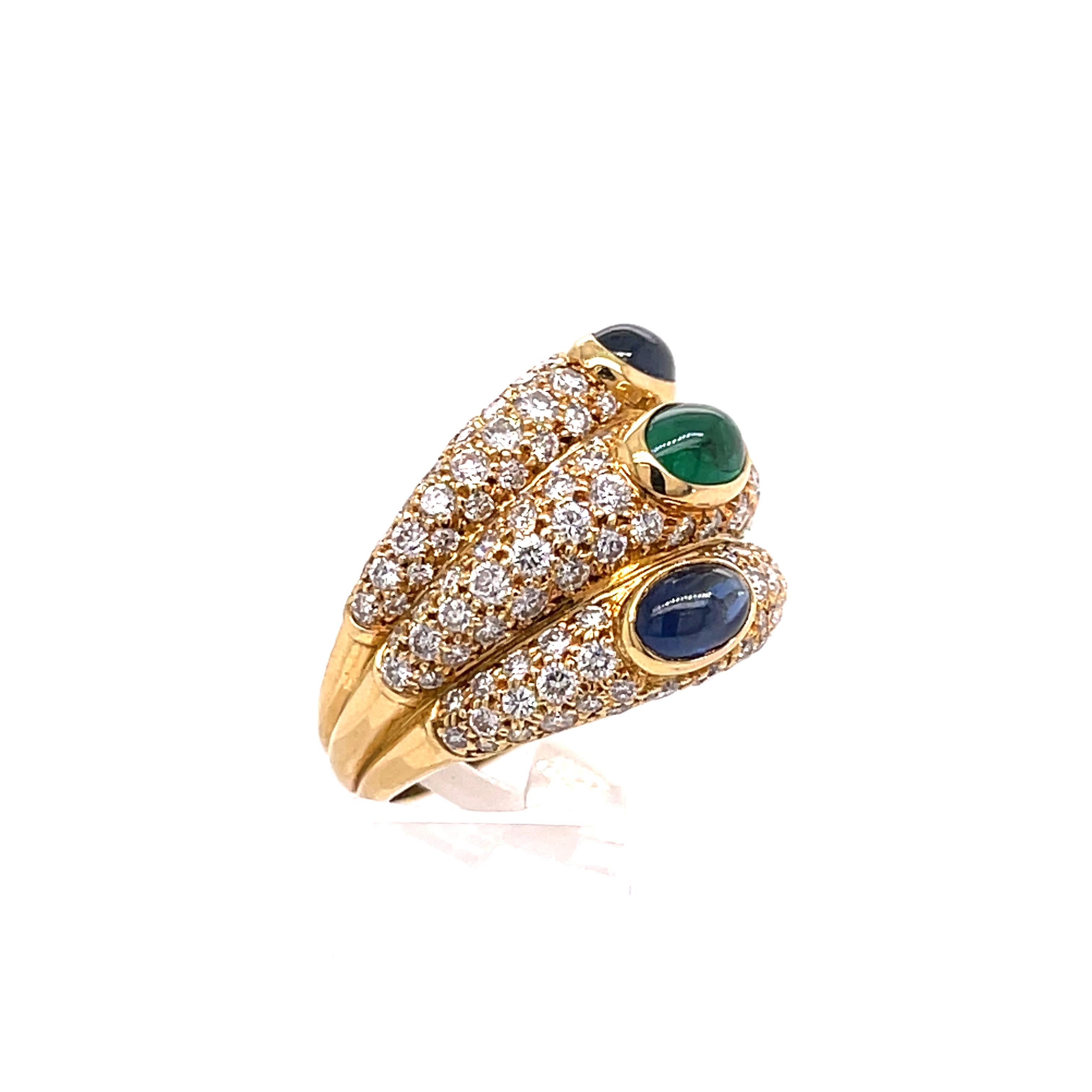 Cartier Gelbgoldring mit drei Pavé-Cabochon-Ring im Zustand „Gut“ in Dallas, TX