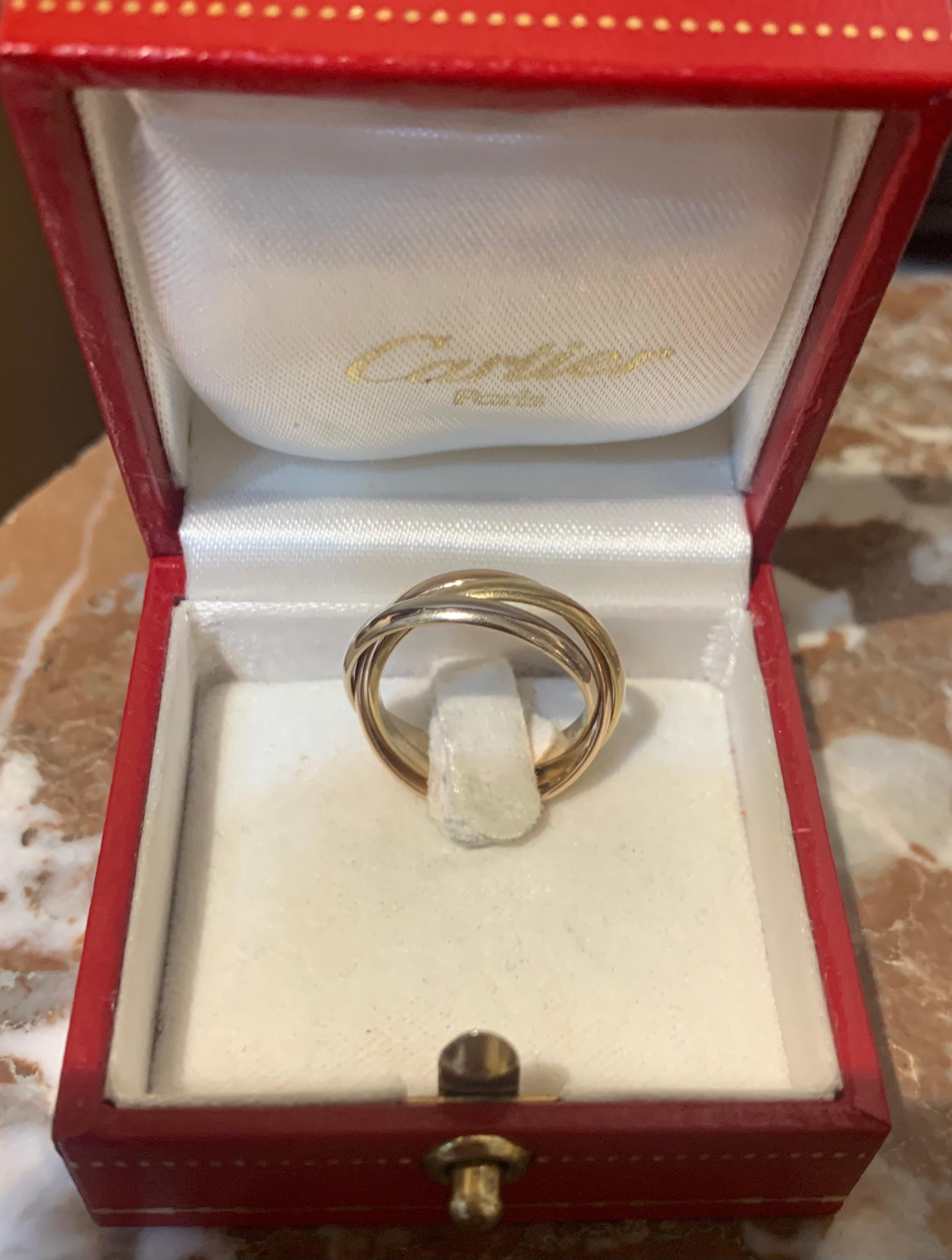 Contemporary Cartier Trinity 18 Karats 3 Gold Ring