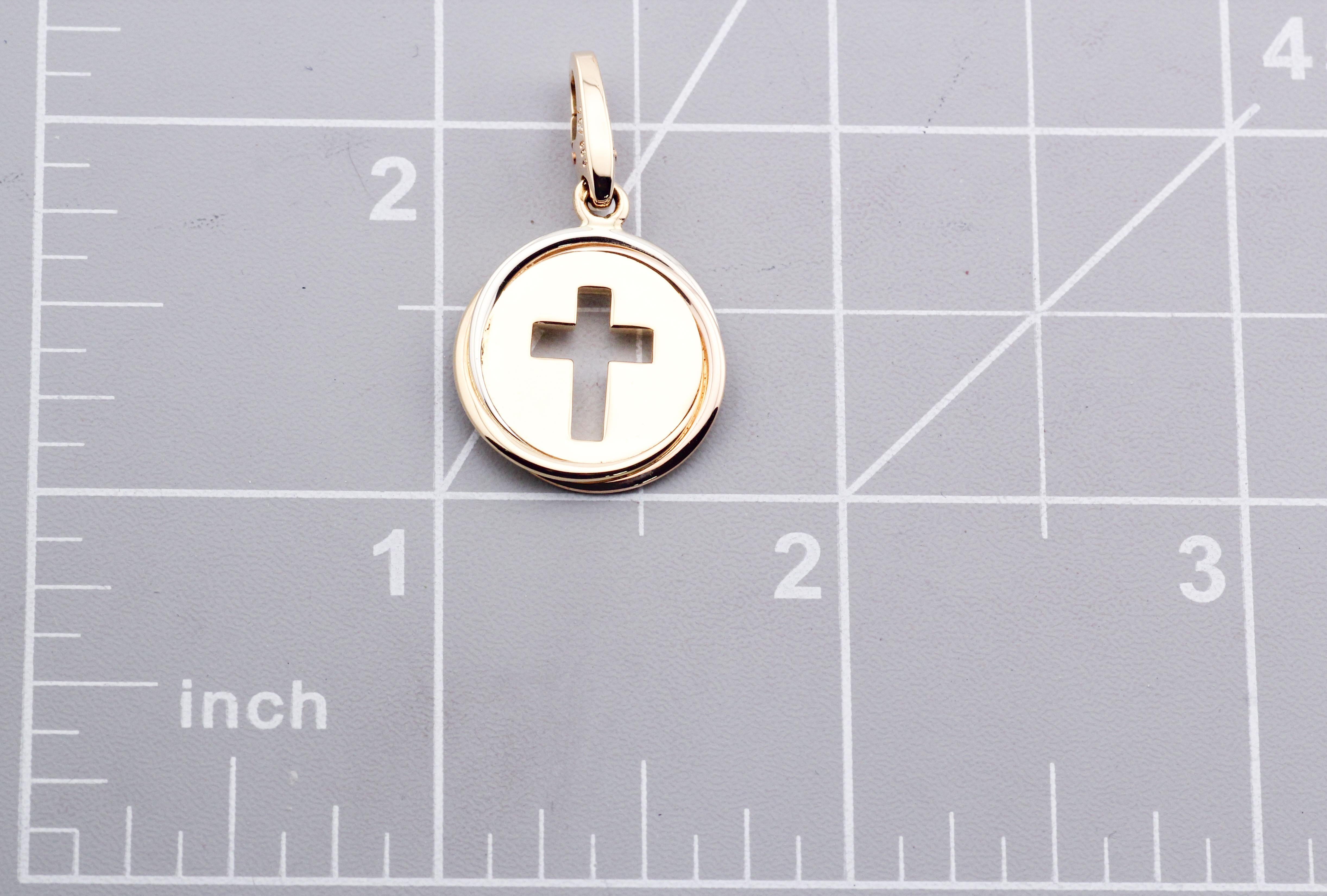 Pendentif croix en or 18K de Cartier Trinity en vente 3