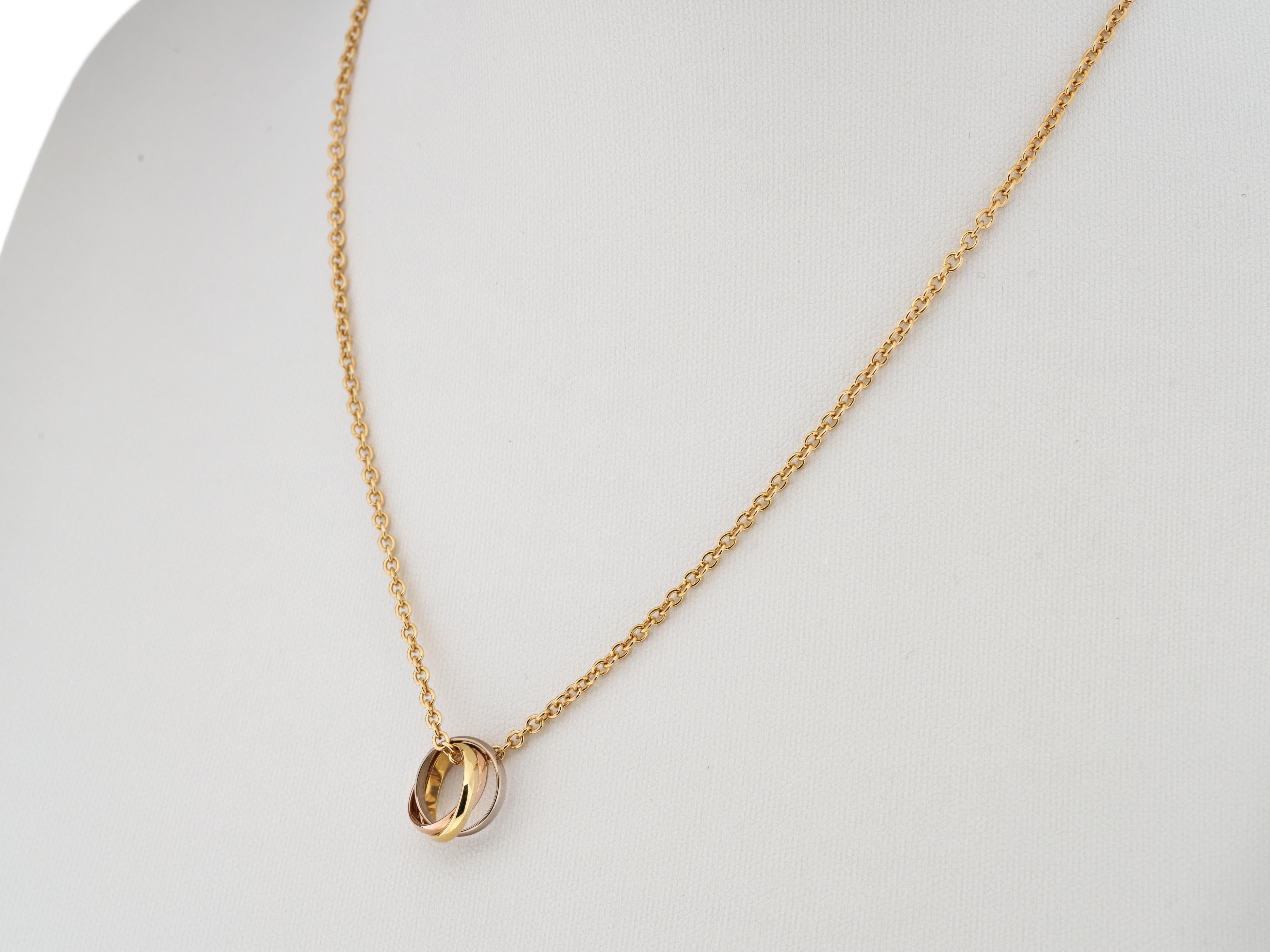 Cartier Trinity, collana in oro 18 carati di piccole dimensioni con catena in oro 18 carati, con scatola, immacolata In condizioni ottime a London, GB