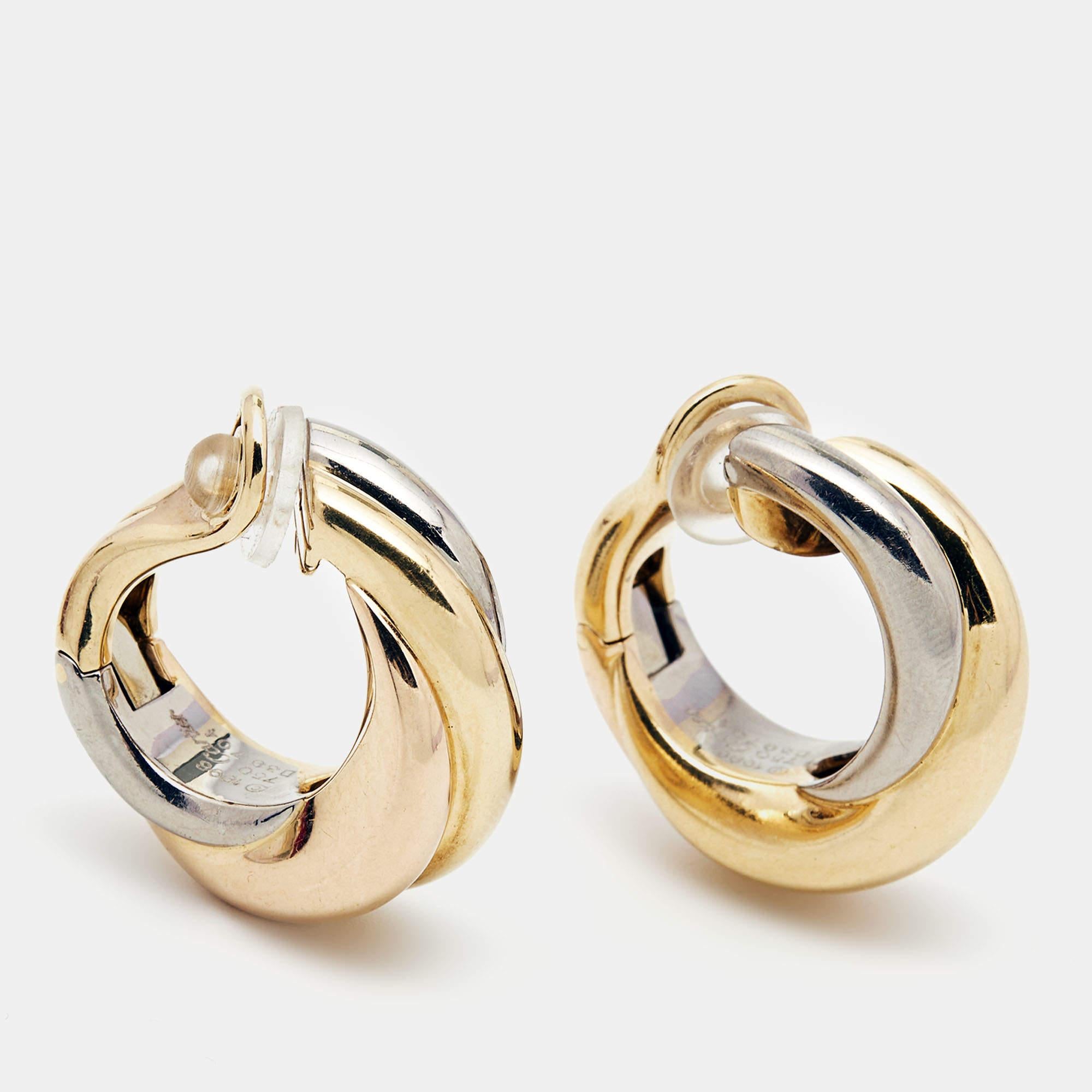 Cartier Trinity 18k Three Tone Gold Earrings In Good Condition For Sale In Dubai, Al Qouz 2