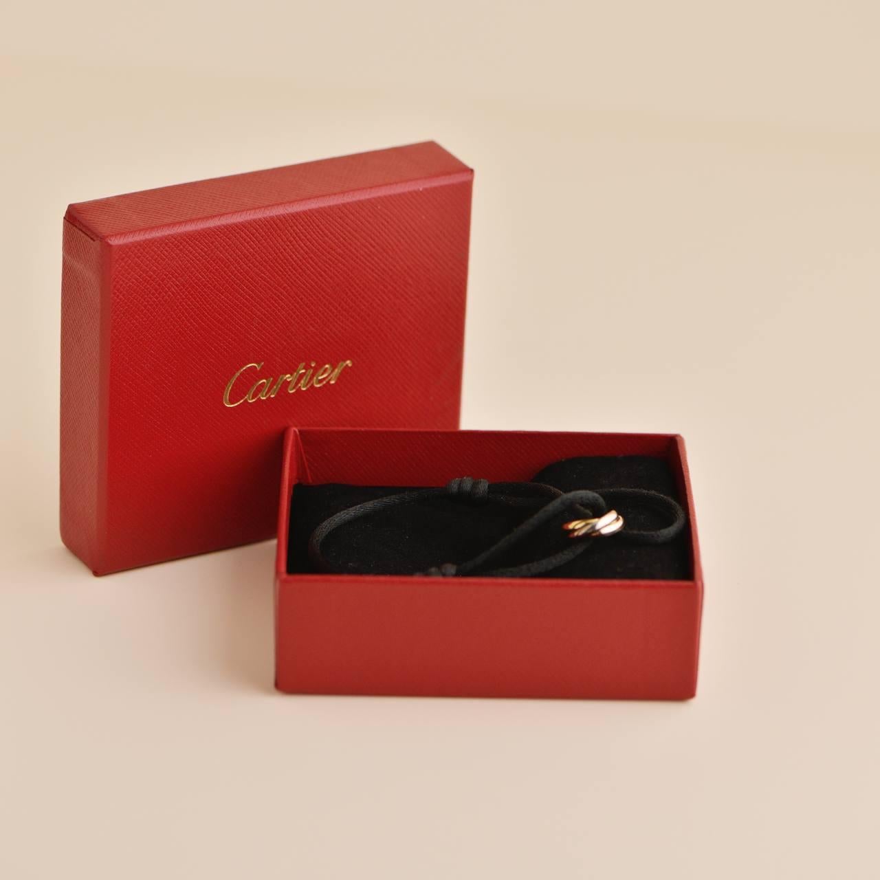 SKU	33301190
Comes With	Box Only
Date	2010
RRP	£850 Incl. Taxes/ €960 Incl. Taxes / $890 Excl. Taxes
Model	B6016700
Serial Number	JB****
Metal	18k Yellow Gold, 18k White Gold, 18k Rose Gold
Weight	Approximately 3.1 g
Width	Approximately 2