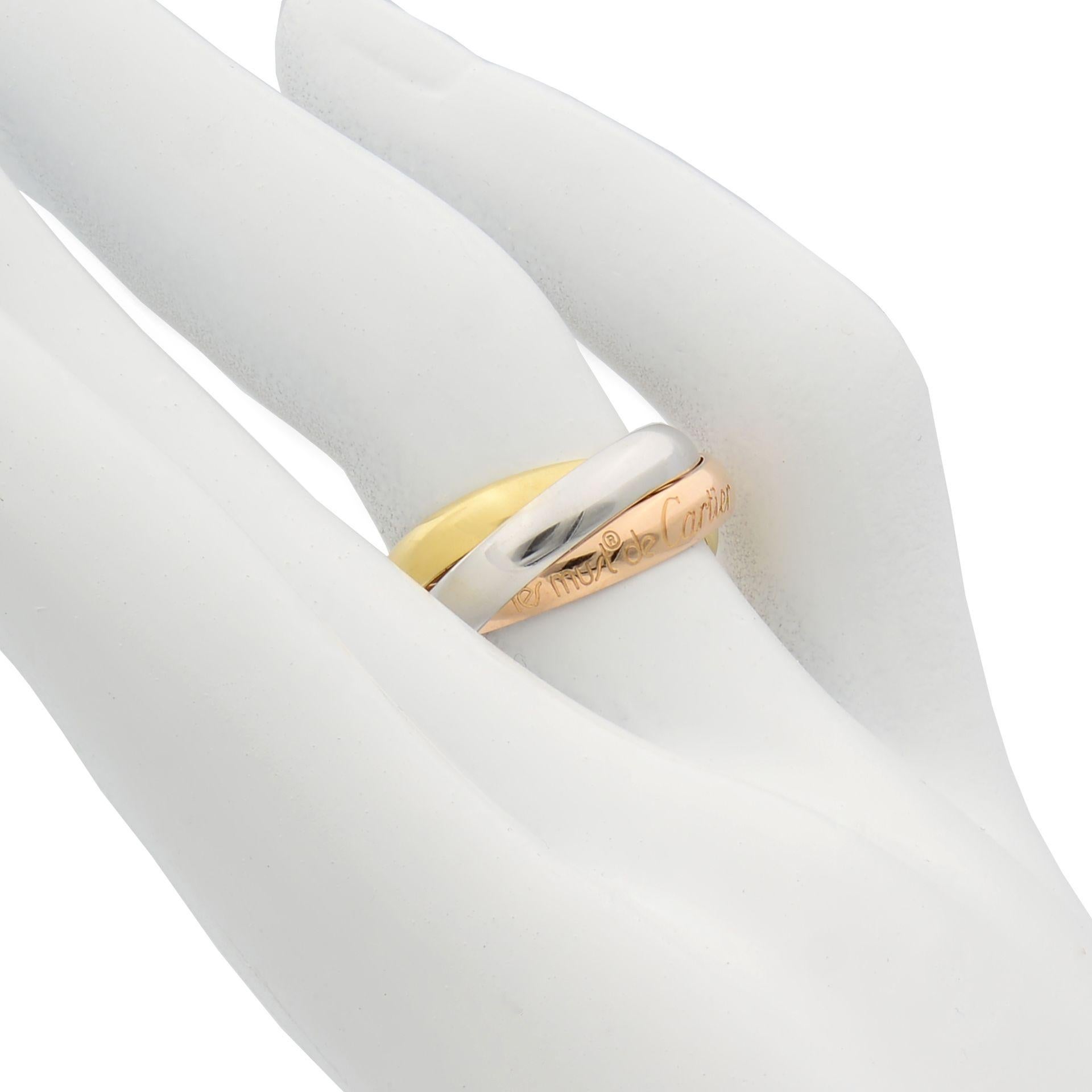 cartier trinity small vs classic