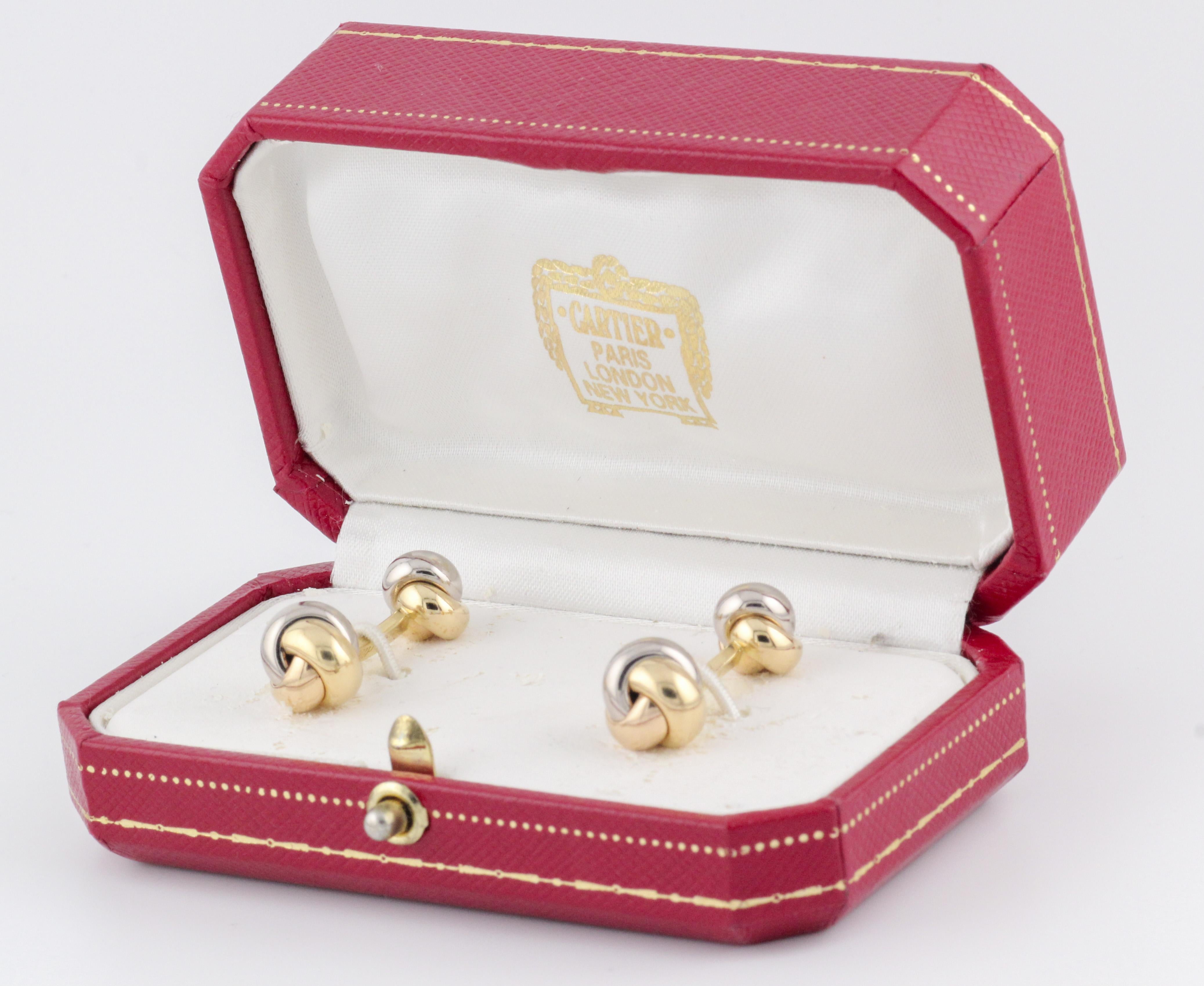 Cartier Trinity Boutons de manchette nœuds en or blanc, jaune et rose 18 carats en vente 2