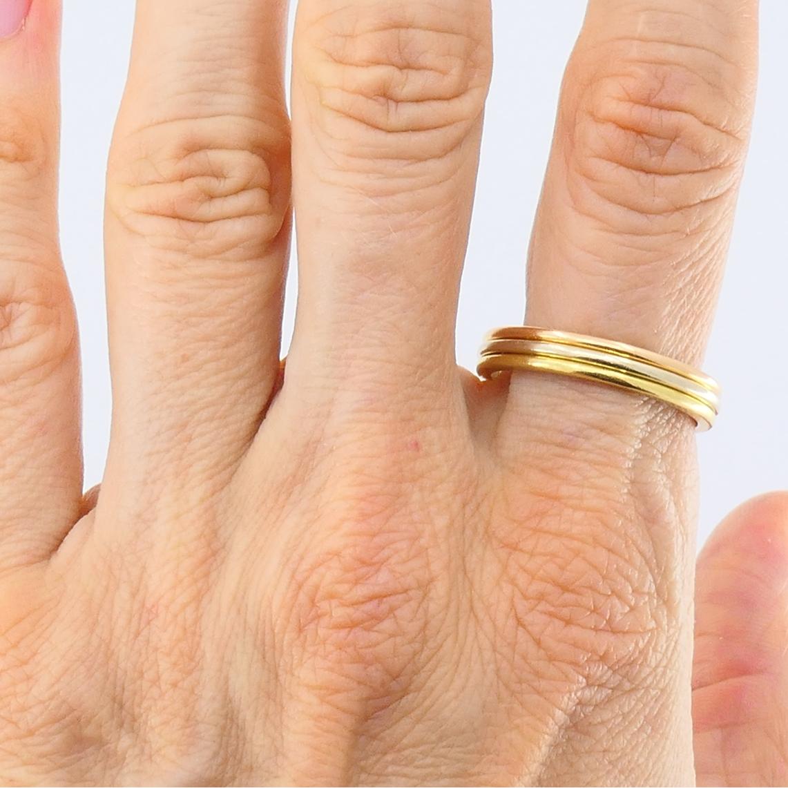 Cartier Trinity Band 18k Gold Männer Ringe Original Box im Angebot 3