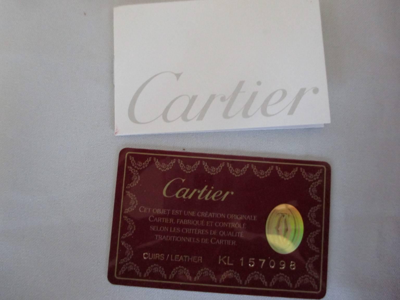Cartier trinity beige leather wallet purse In Good Condition In Amsterdam, NL