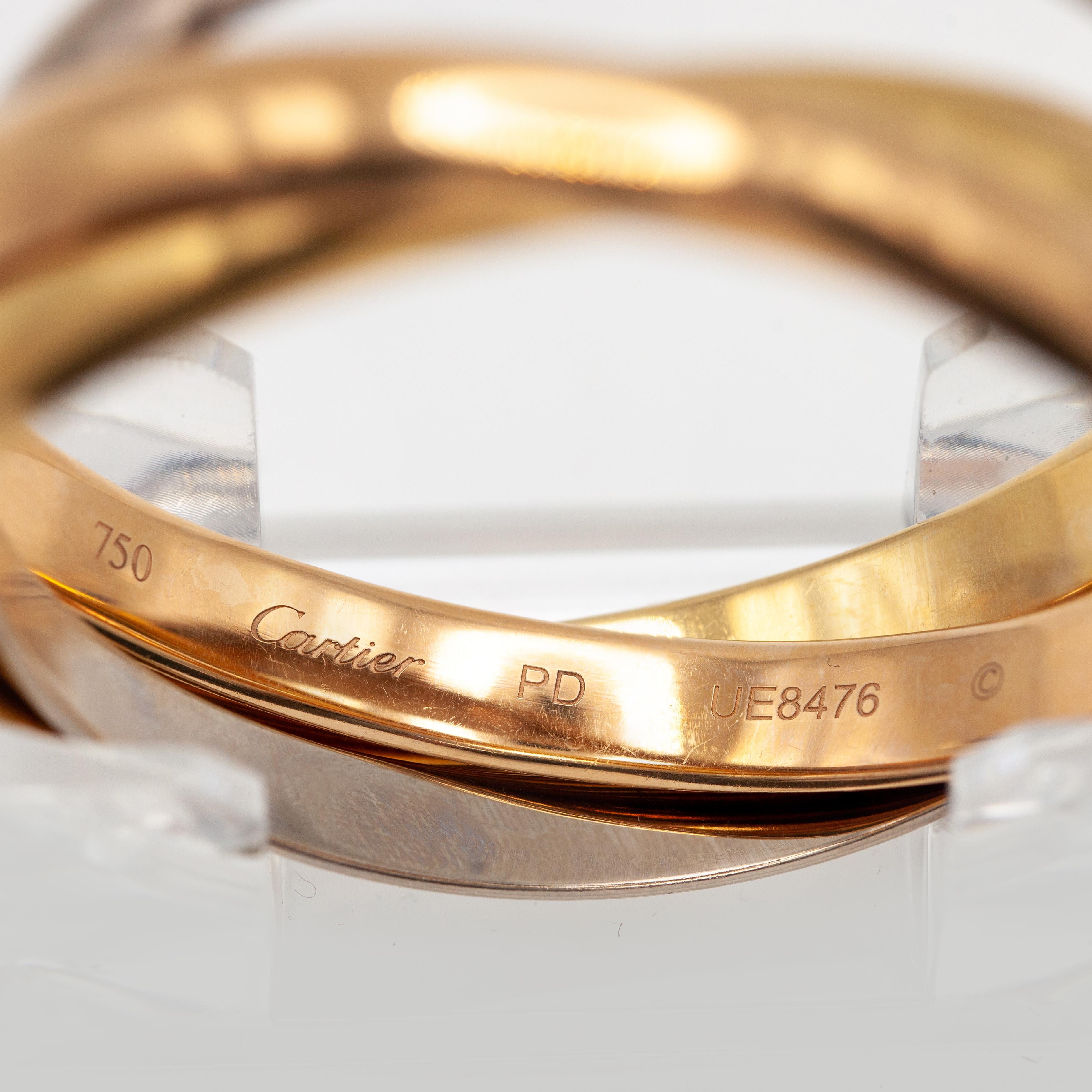Cartier Trinity 18 Karat Tri-Color Gold Rolling Bangle Bracelet For Sale 1