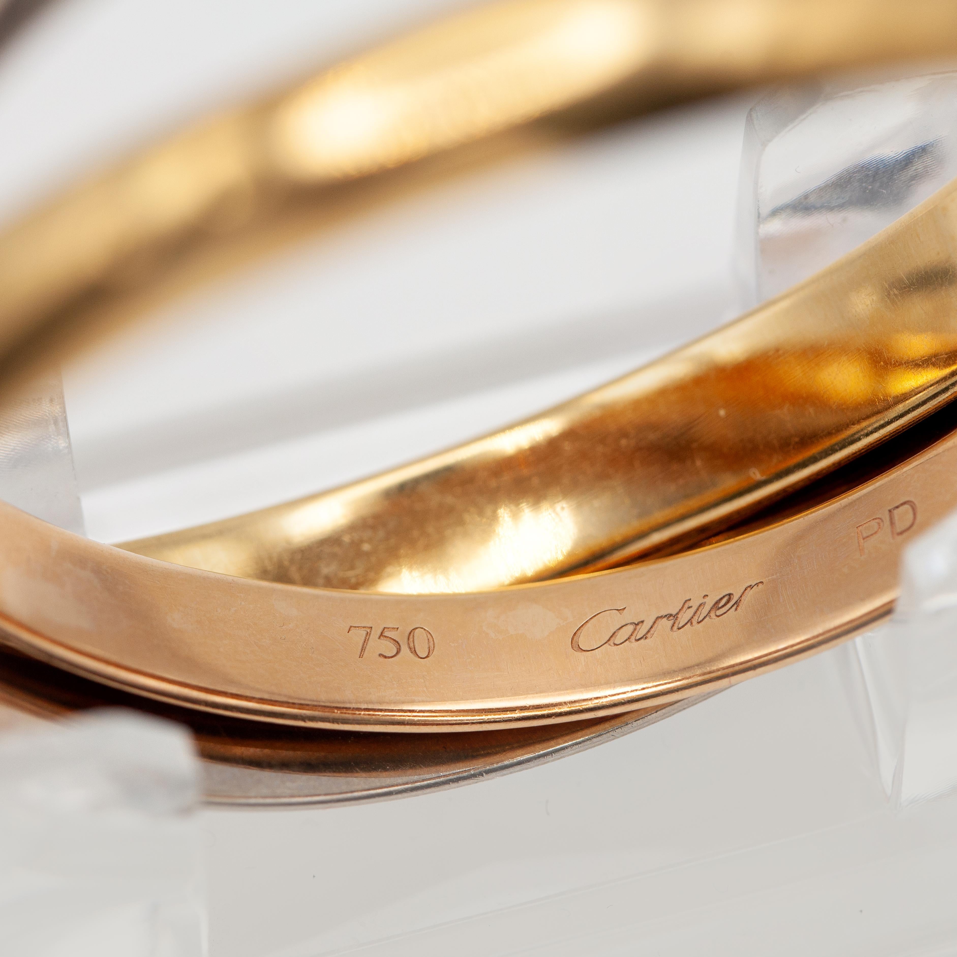 Cartier Trinity 18 Karat Tri-Color Gold Rolling Bangle Bracelet For Sale 2