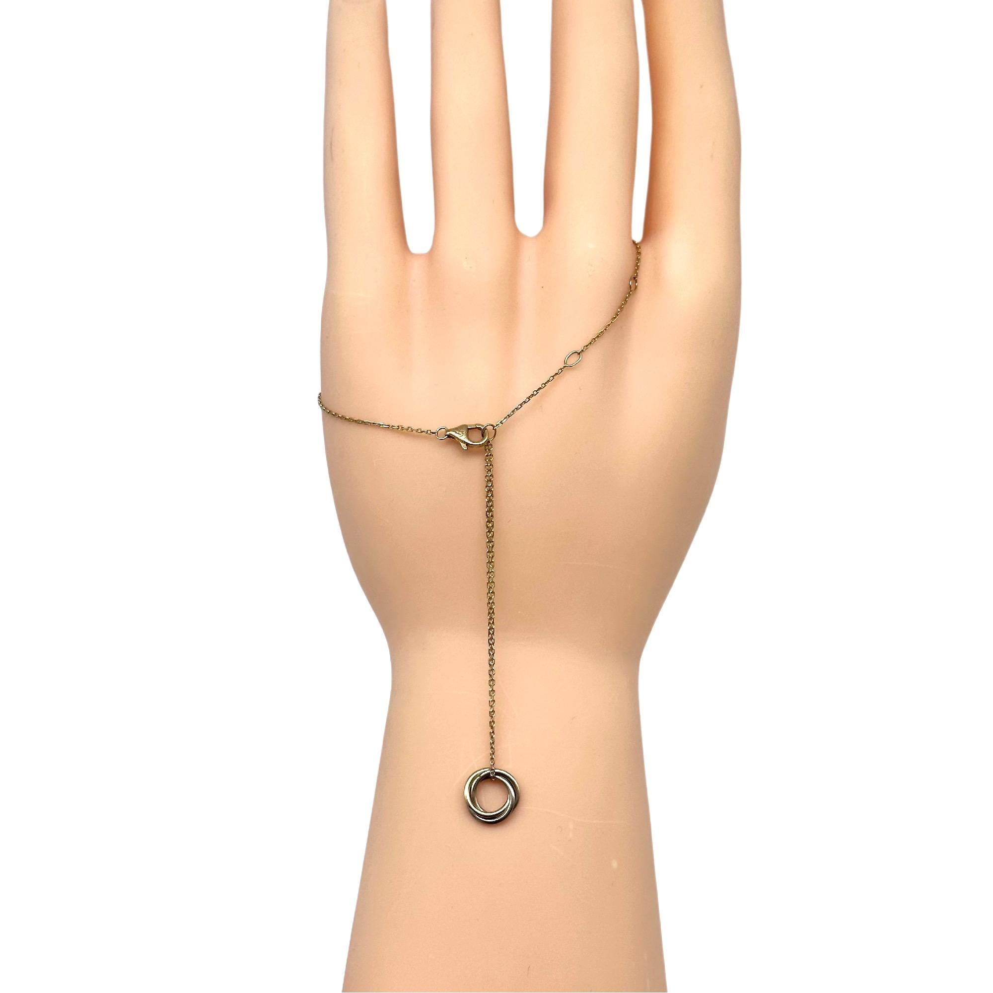 Bracciale Charm Cartier Trinity in oro bianco giallo rosa 18 carati Scatola e COA in vendita 2