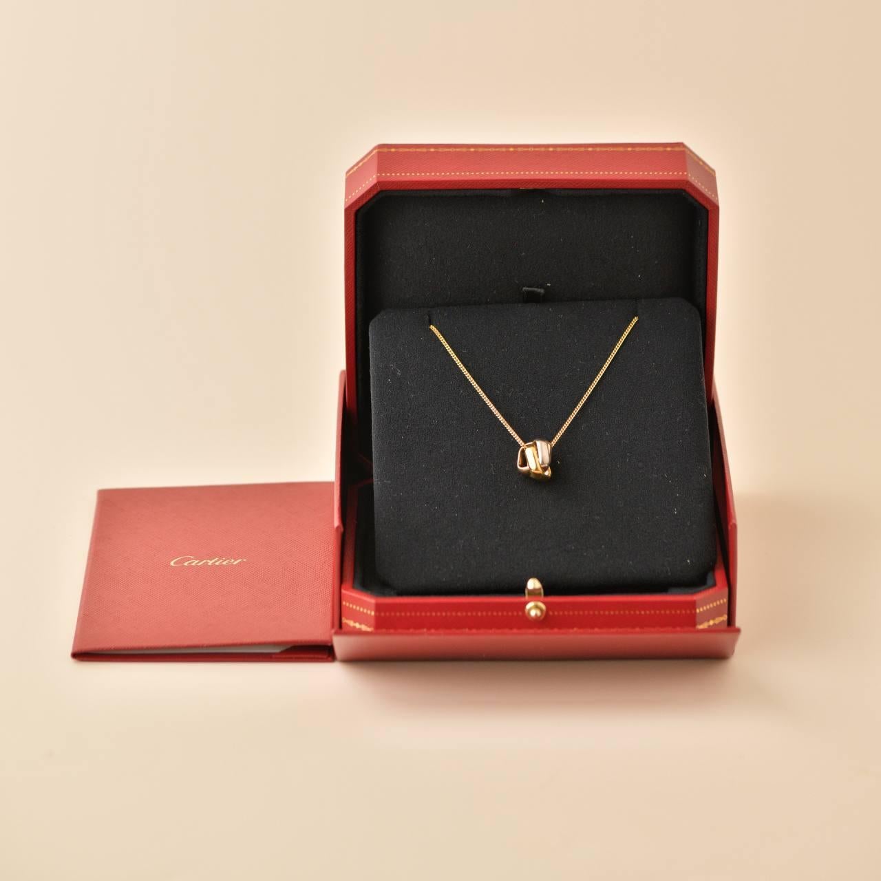 SKU	33301422
Comes With	Full Set (Box + Card)
Date	2024
RRP	£3,300 Incl. Taxes / €3,750 Incl. Taxes / $3,450 Excl. Taxes
Model	B7224956
Serial Number	WS****
Metal	18k Yellow Gold, 18k Rose Gold, 18k White Gold
Weight	Approximately 10.61