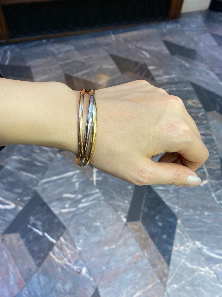 Cartier 'Trinity de Cartier' Armband mit drei Armspangen im Zustand „Gut“ im Angebot in London, GB