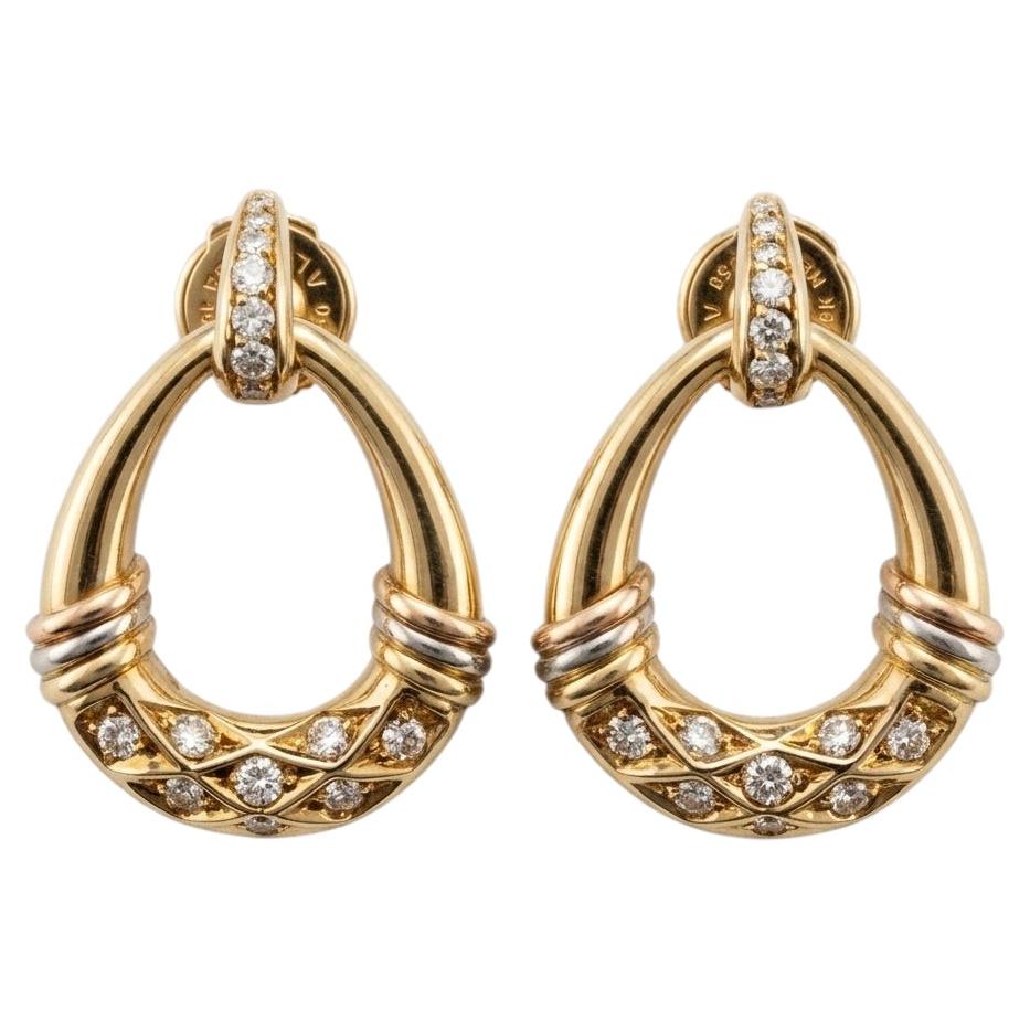 Does Cartier make earrings?