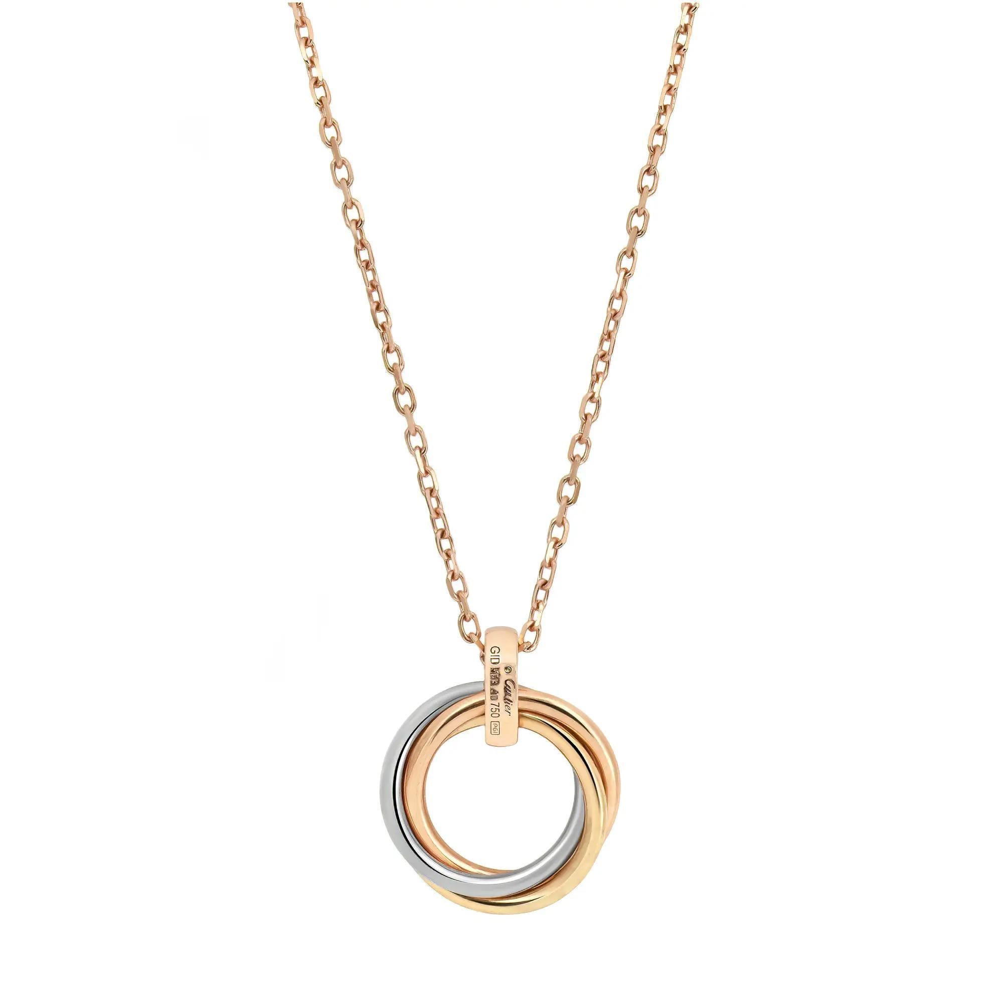 Taglio rotondo Cartier Trinity Diamond Collana modello medio in oro giallo 18K in vendita