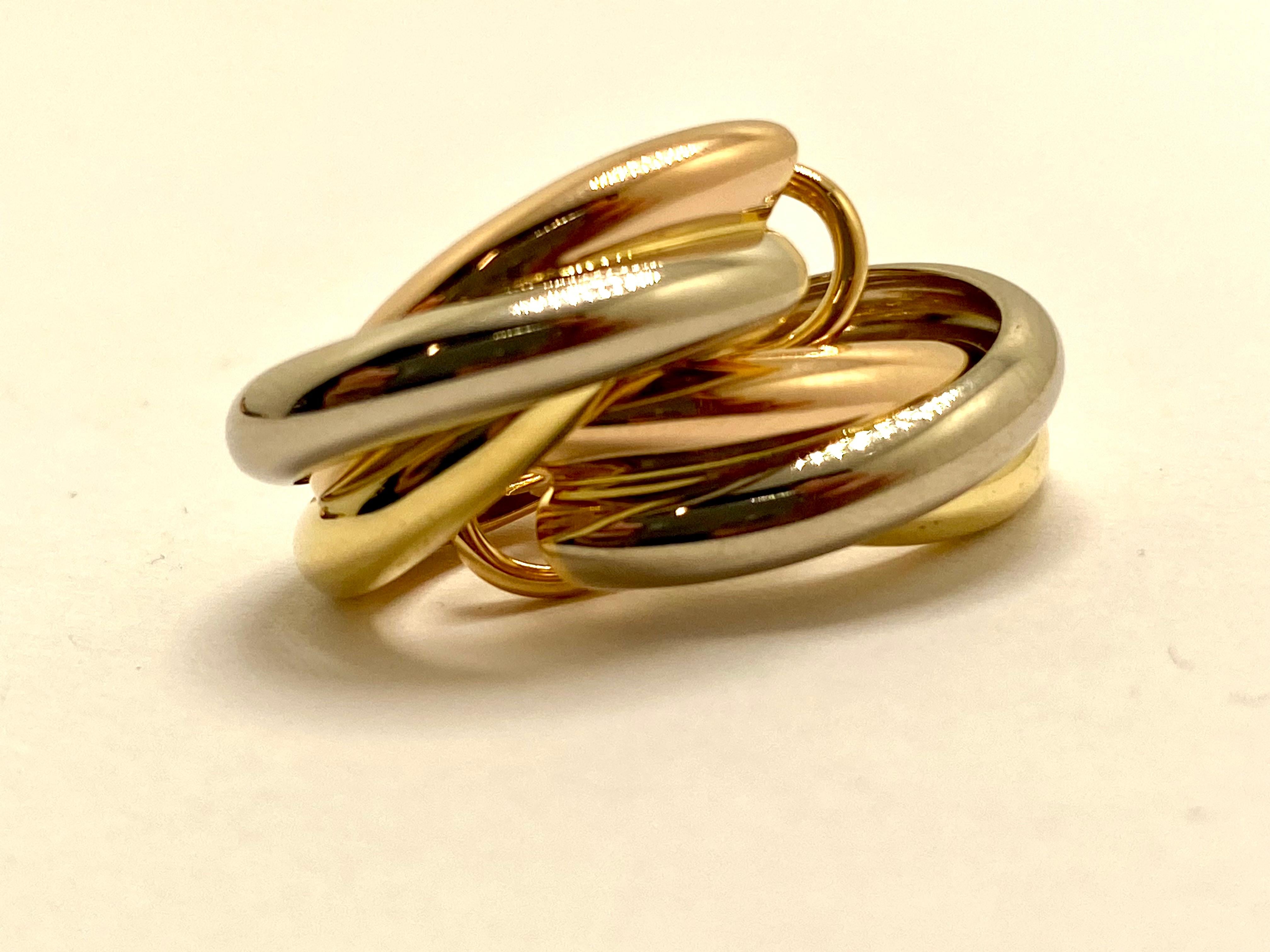 Boucles d'oreilles Trinité de Cartier en or jaune, blanc et rose 18 carats en vente 13